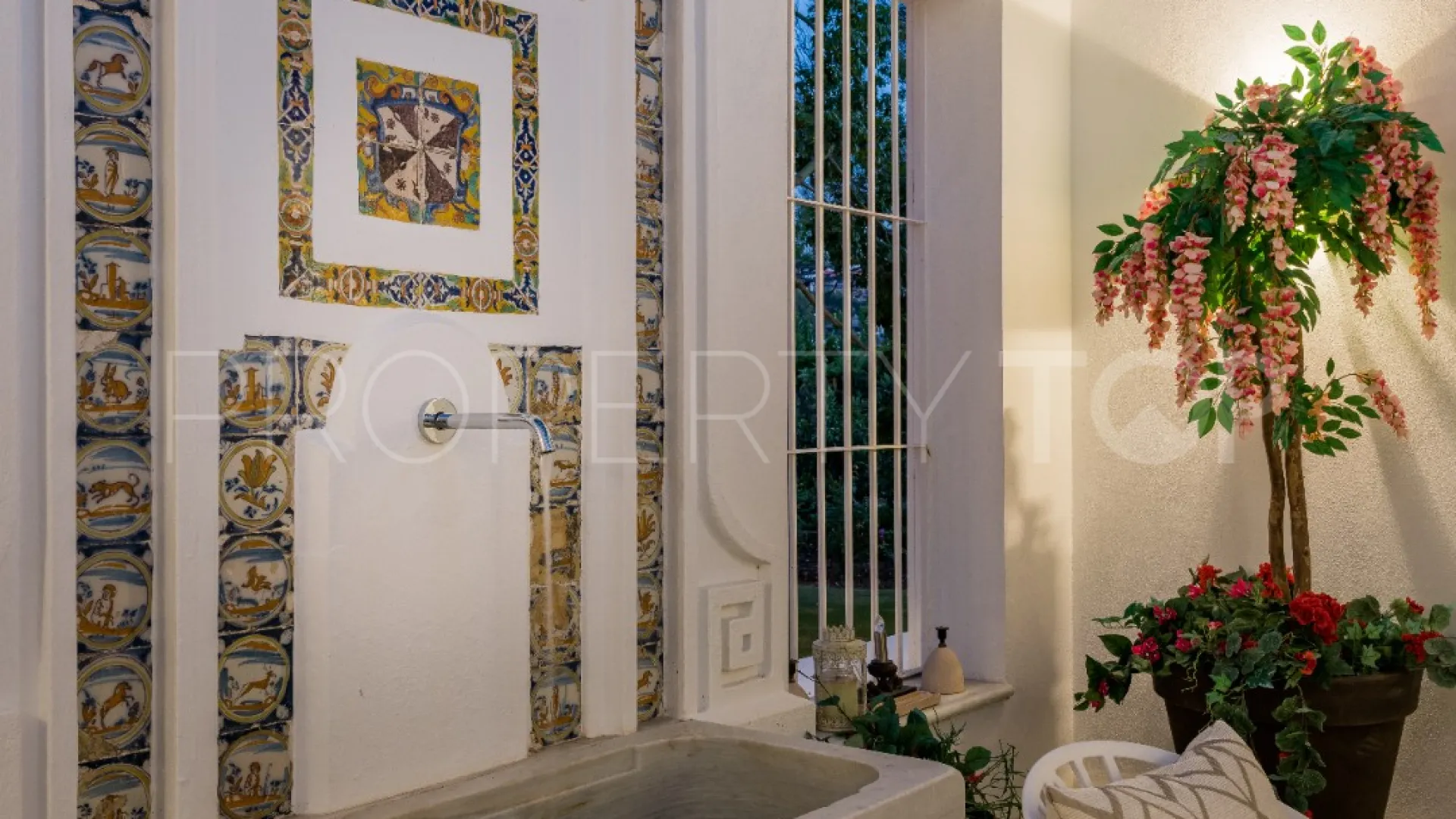 For sale villa in La Cerquilla with 6 bedrooms