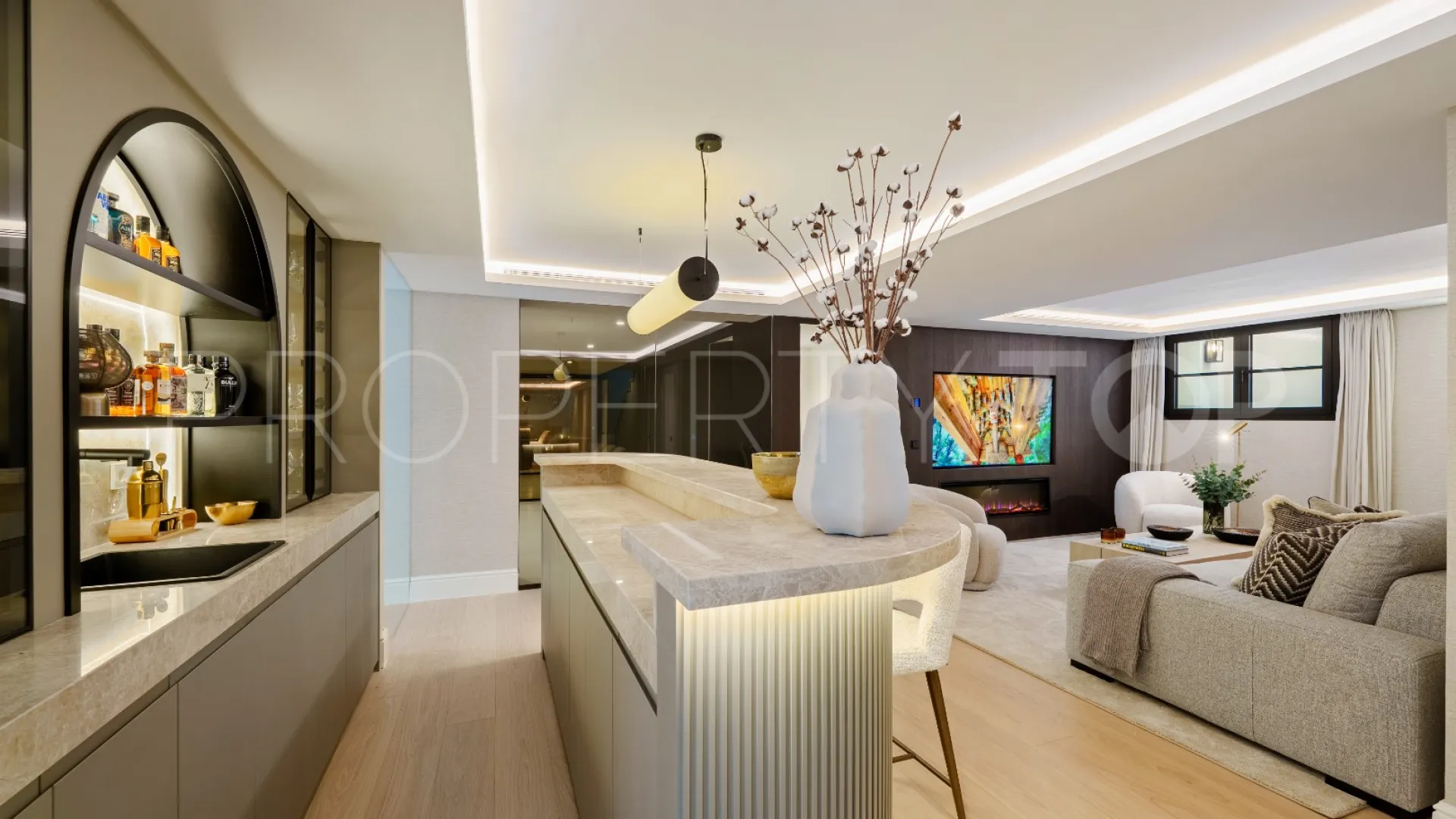 Se vende villa de 5 dormitorios en La Quinta