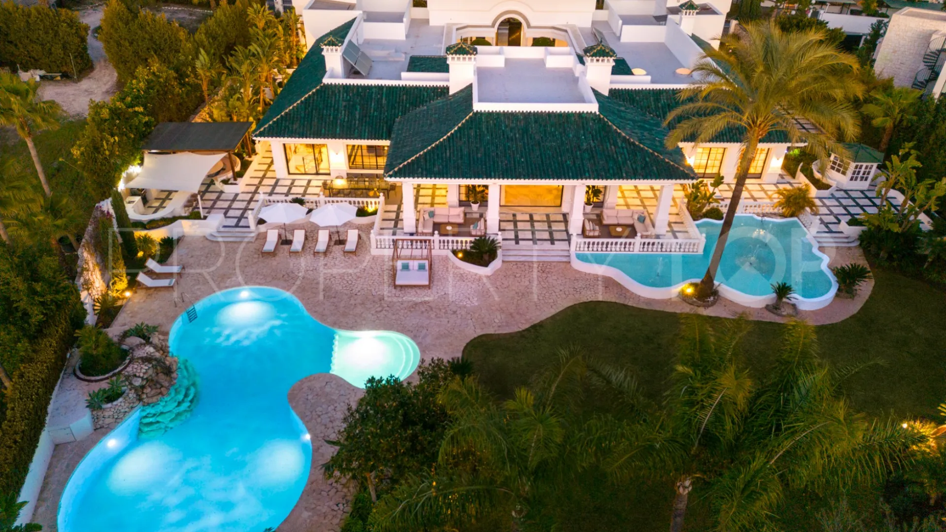 Villa en venta en Aloha
