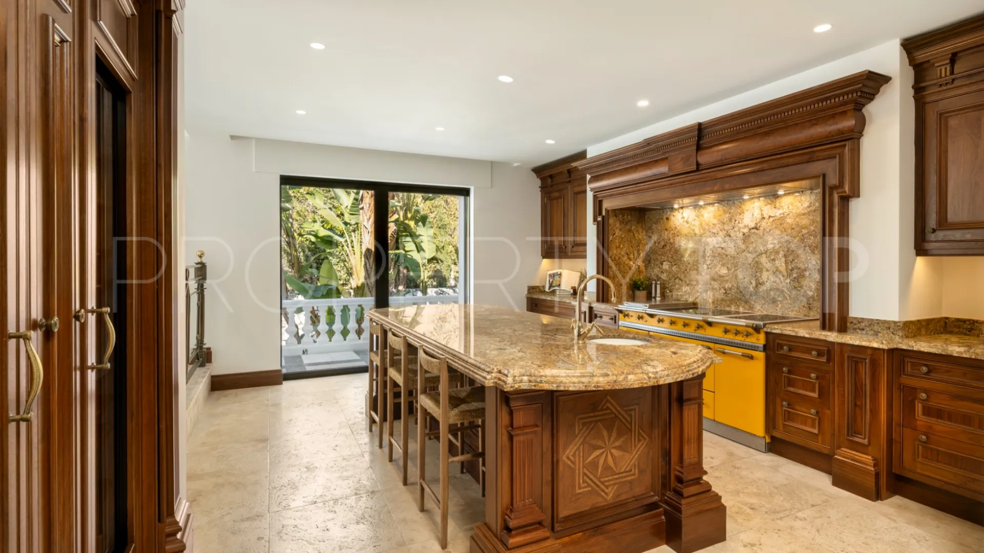 Villa en venta en Aloha