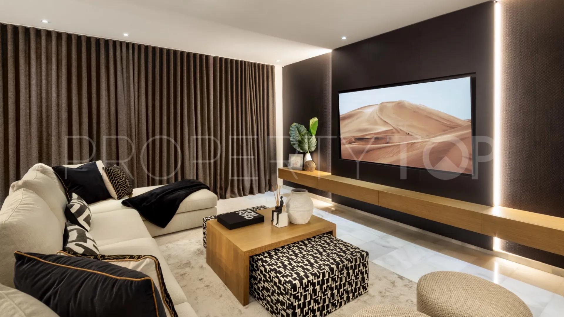 Villa en venta en Aloha