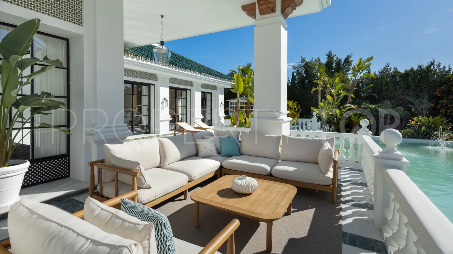 Villa en venta en Aloha