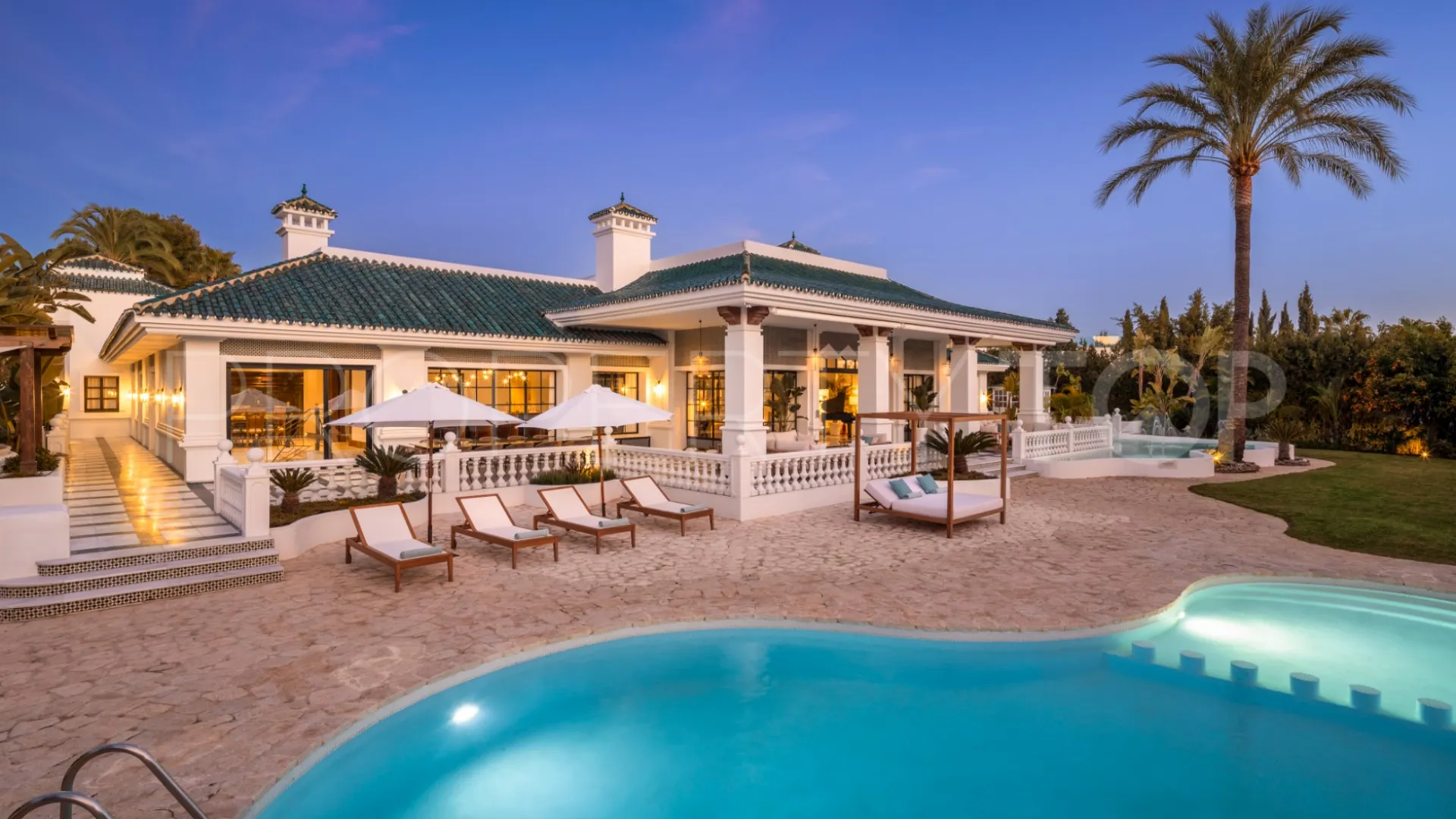 Villa en venta en Aloha