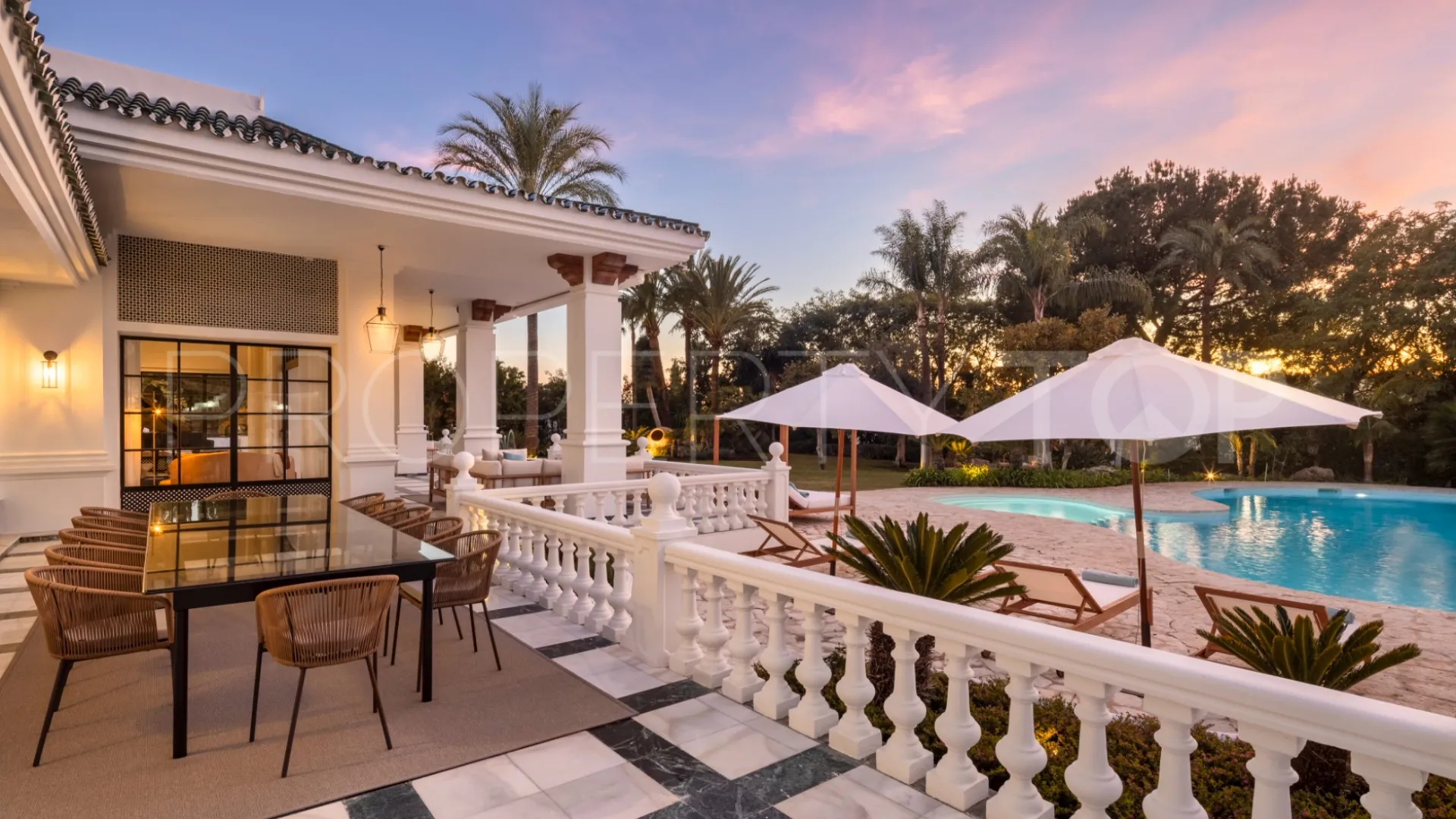 Villa en venta en Aloha