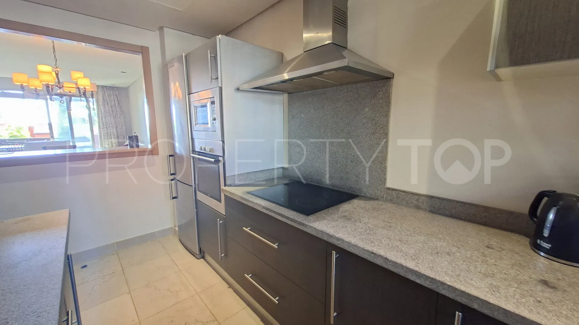 Bahia de las Rocas, adosado con 2 dormitorios en venta