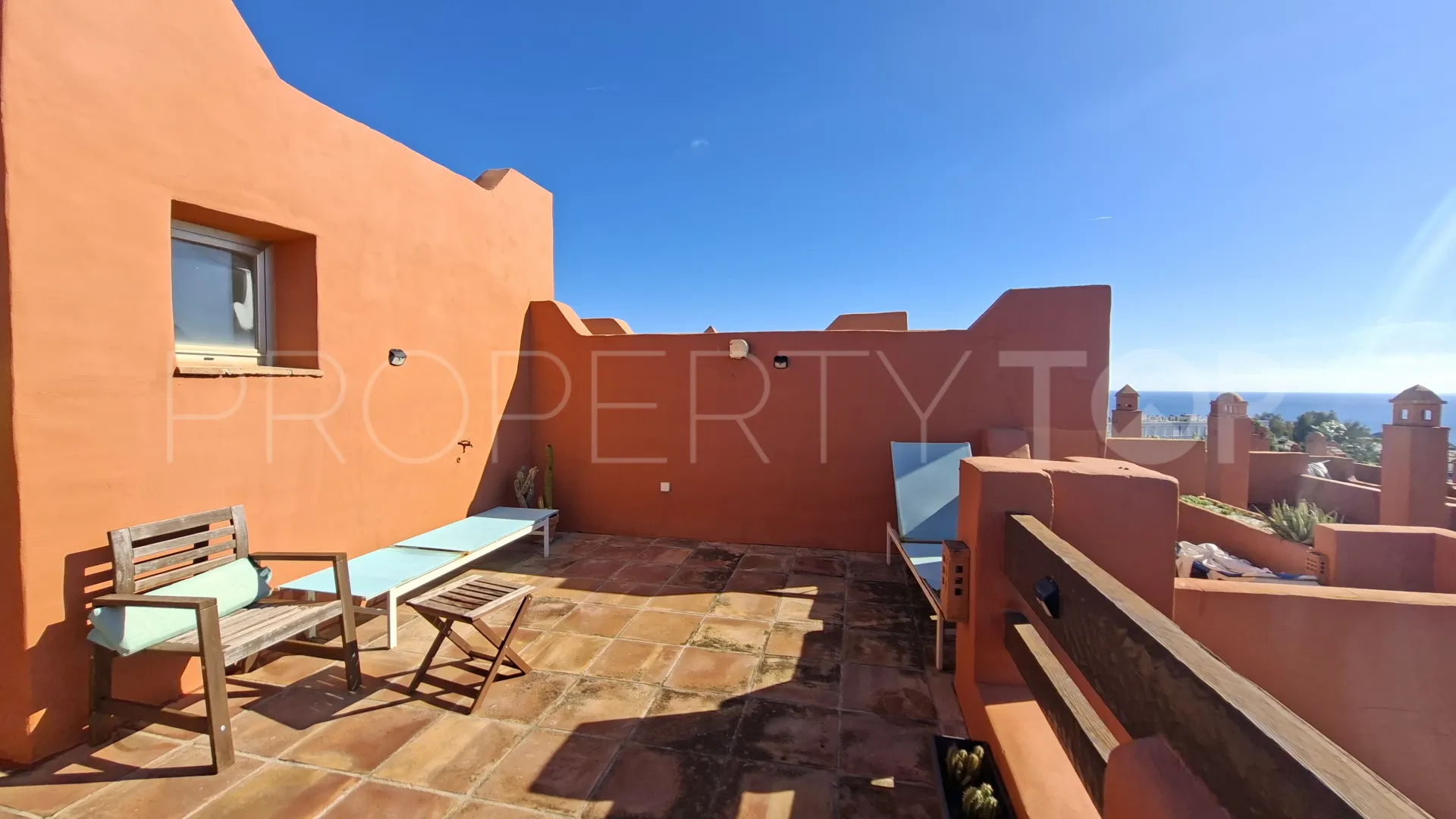 Bahia de las Rocas, adosado con 2 dormitorios en venta