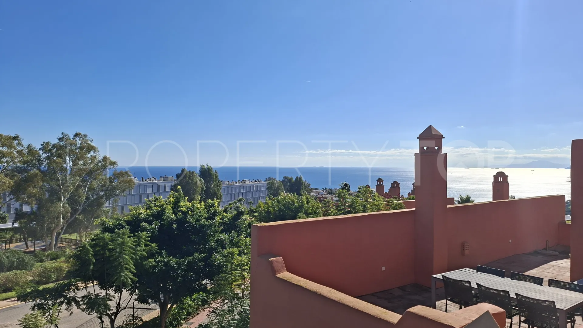 Bahia de las Rocas, adosado con 2 dormitorios en venta