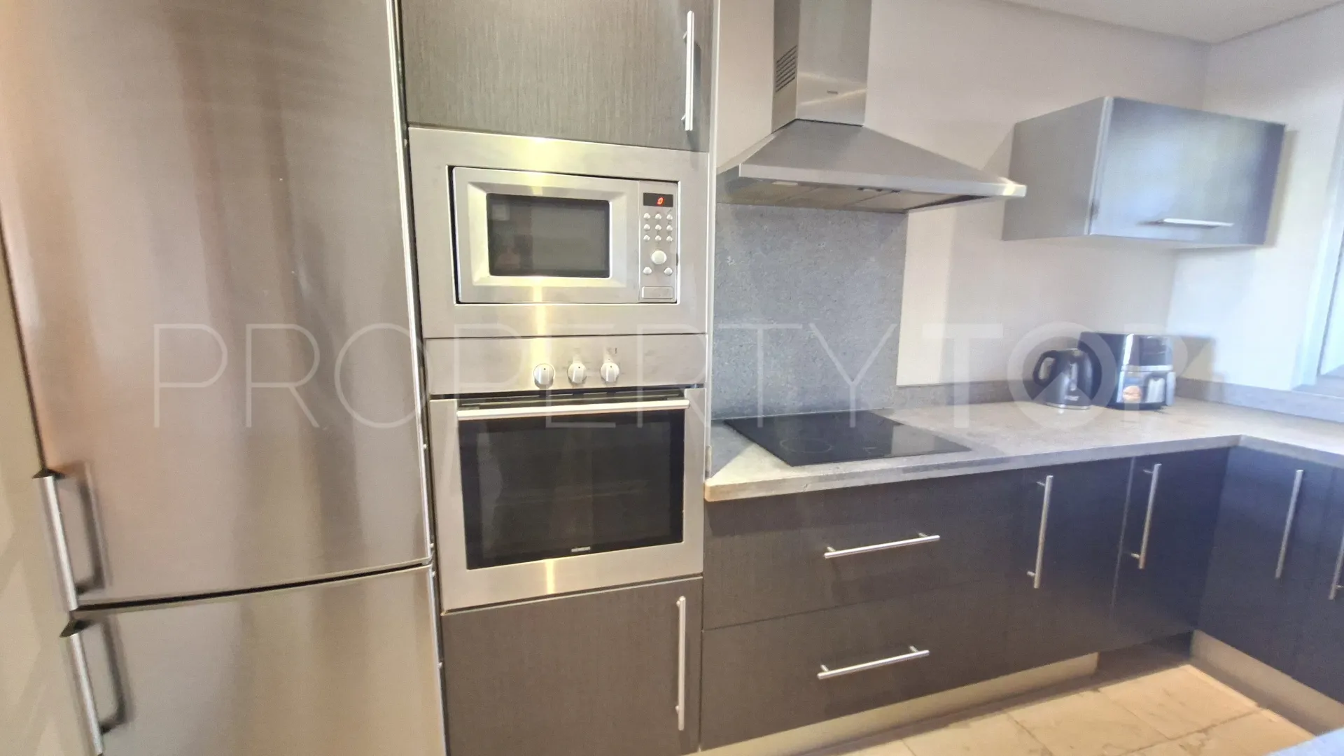 Bahia de las Rocas, adosado con 2 dormitorios en venta