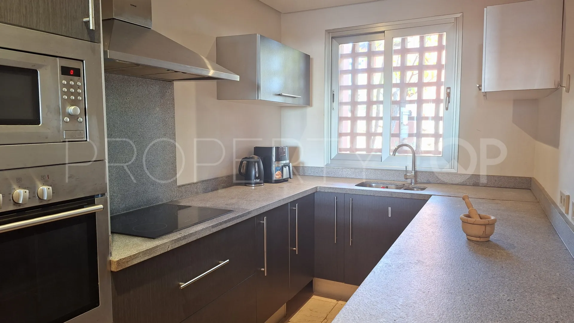 Bahia de las Rocas, adosado con 2 dormitorios en venta