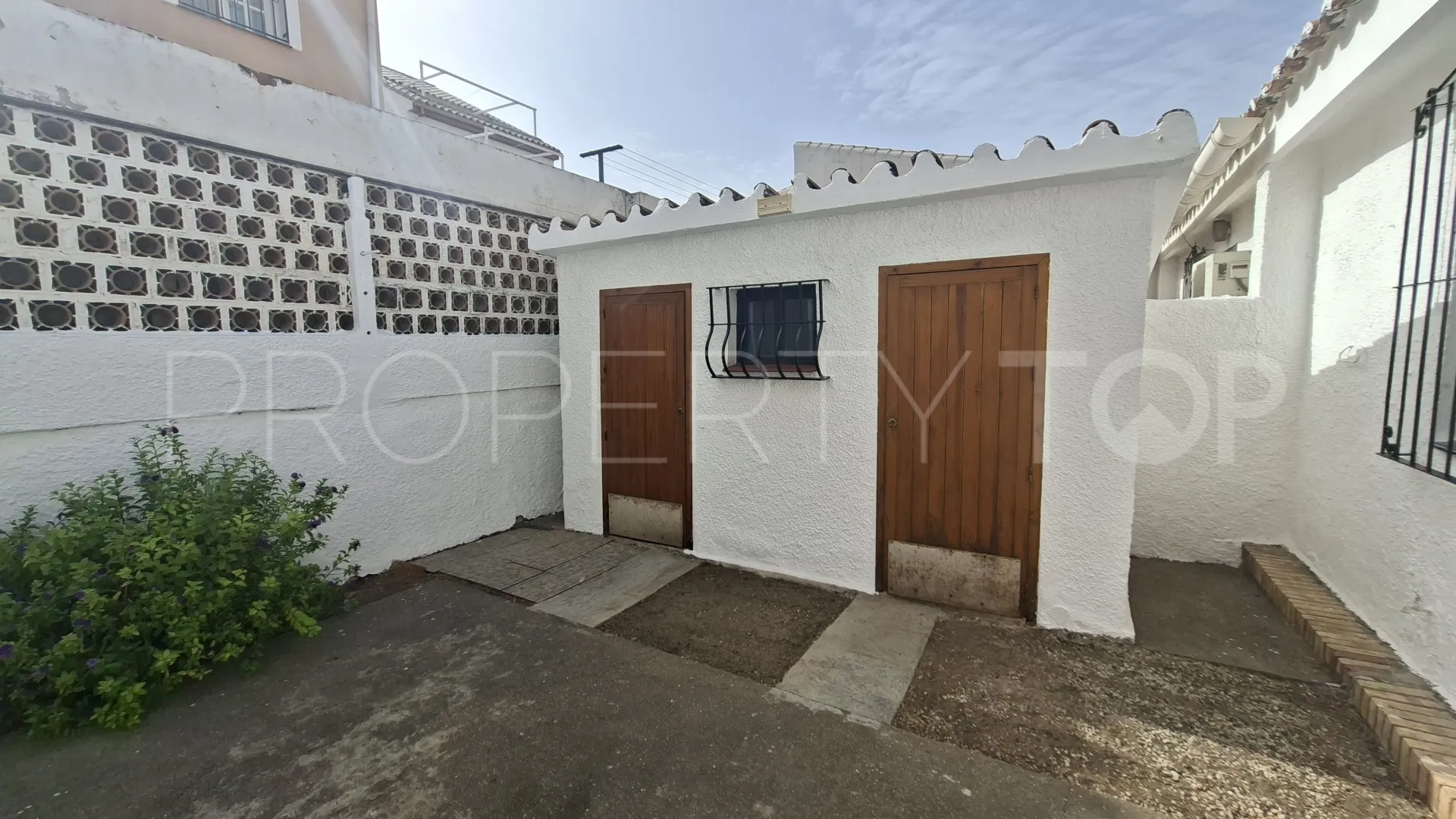2 bedrooms house for sale in La Campana