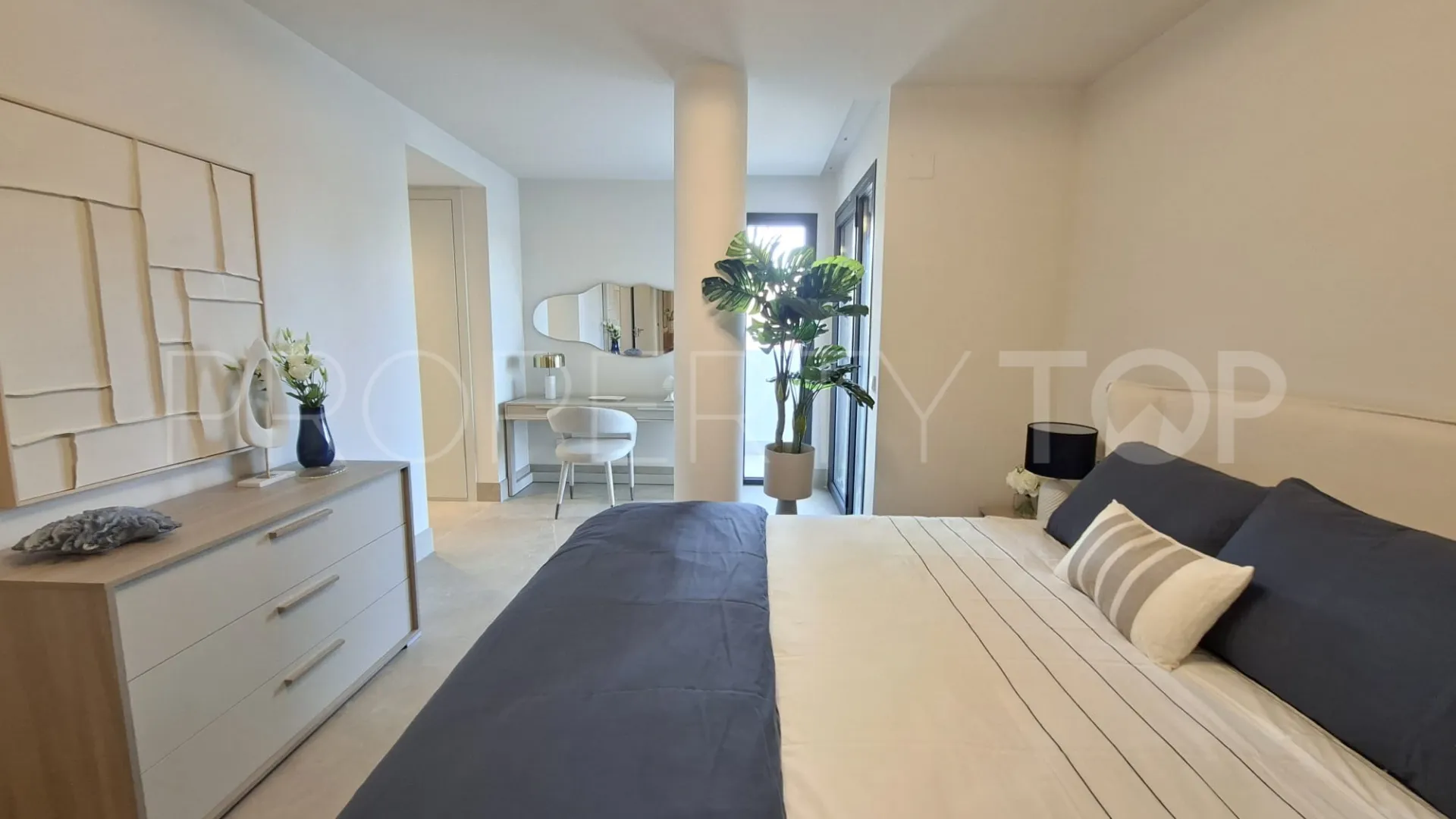 Apartamento a la venta en Benahavis de 3 dormitorios