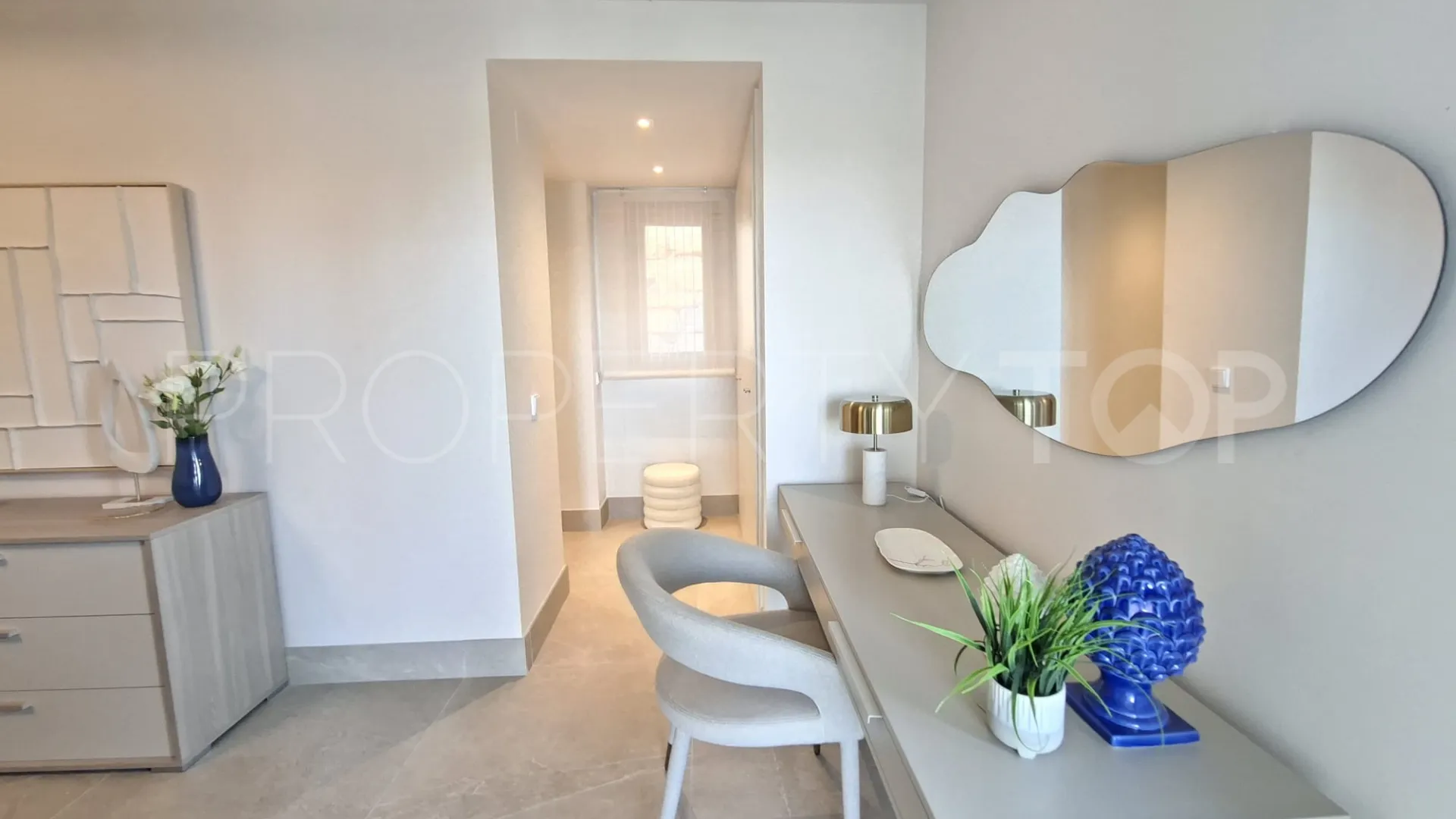 Apartamento a la venta en Benahavis de 3 dormitorios