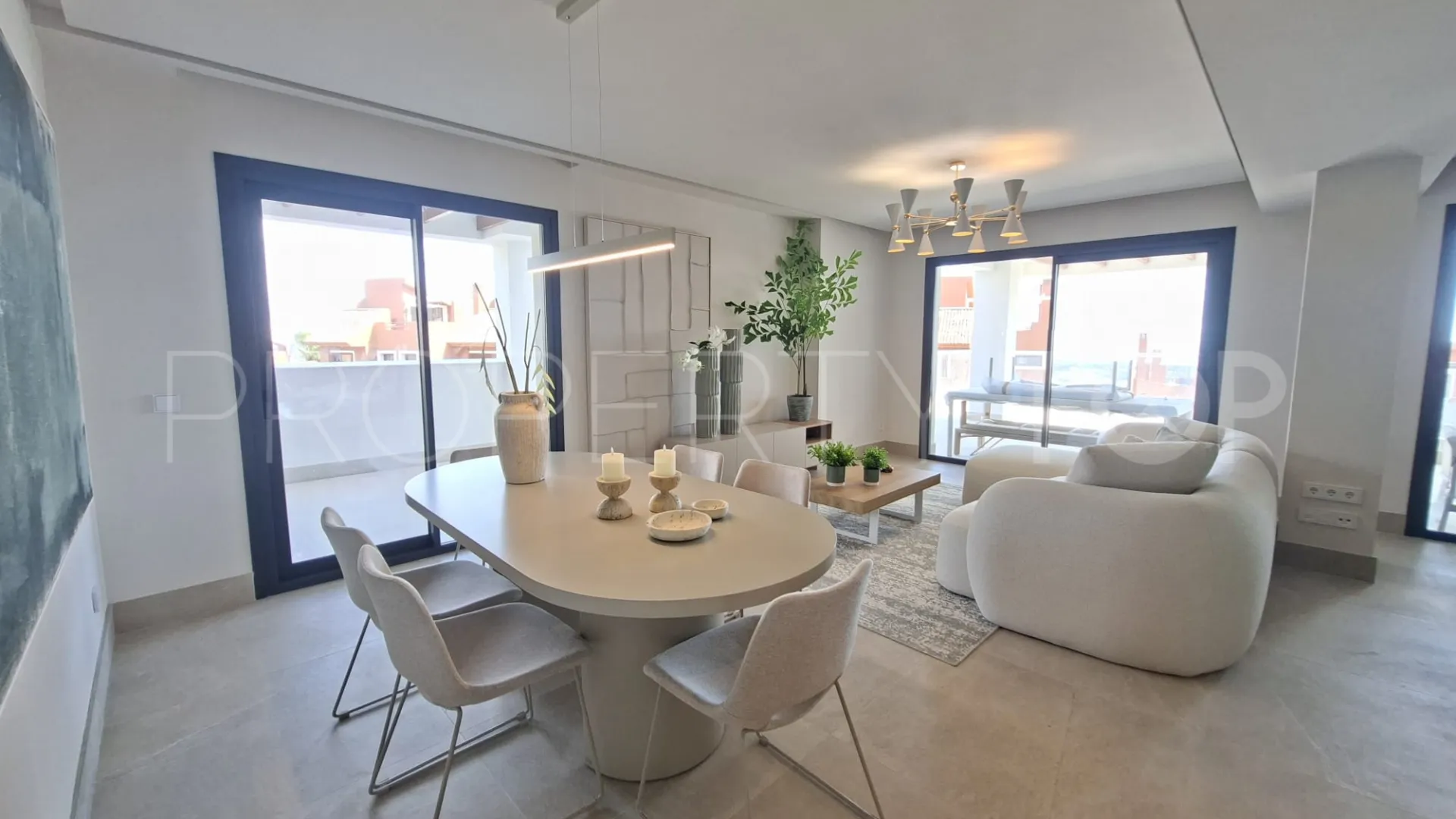 Apartamento a la venta en Benahavis de 3 dormitorios