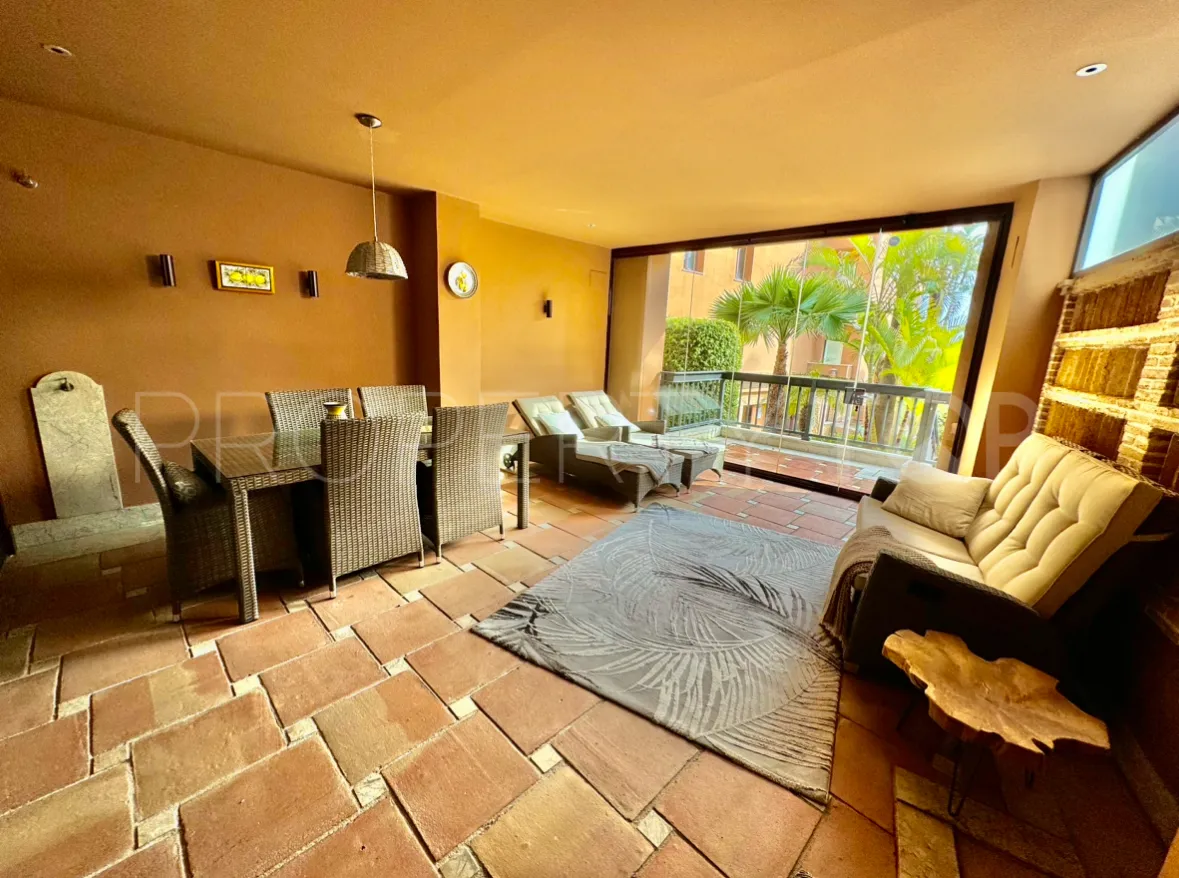Ground floor apartment for sale in San Pedro Playa with 3 bedrooms