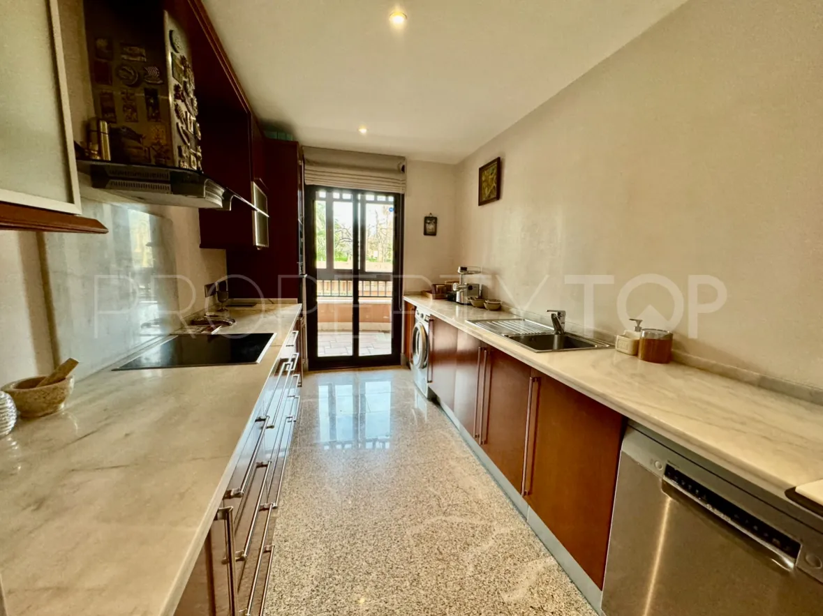 Ground floor apartment for sale in San Pedro Playa with 3 bedrooms