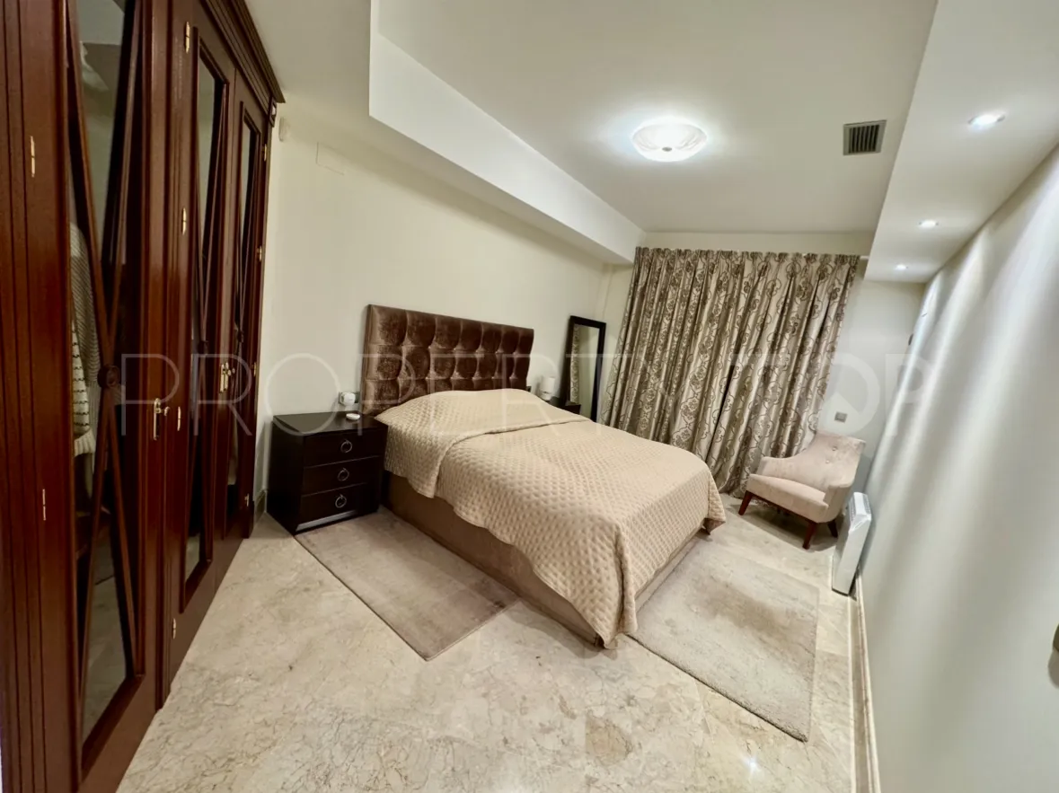 Ground floor apartment for sale in San Pedro Playa with 3 bedrooms