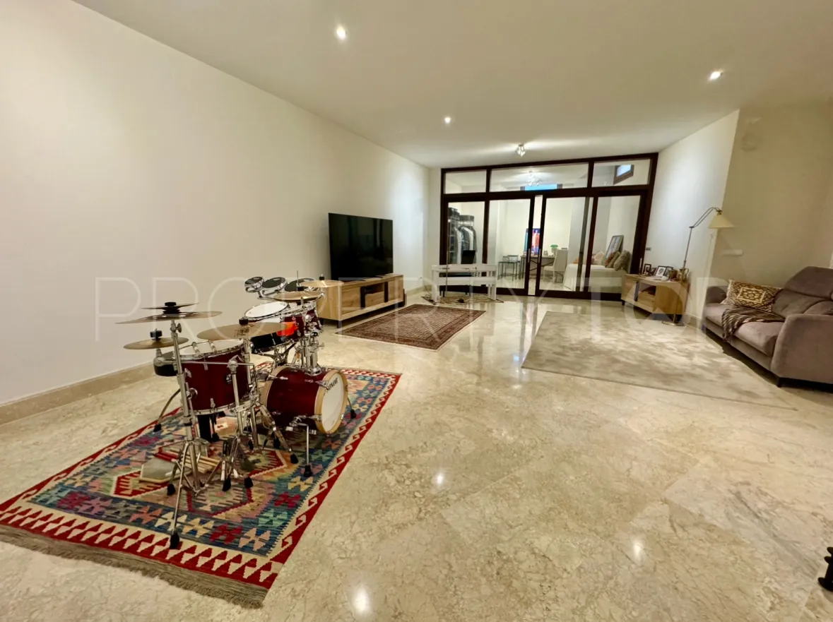 Ground floor apartment for sale in San Pedro Playa with 3 bedrooms