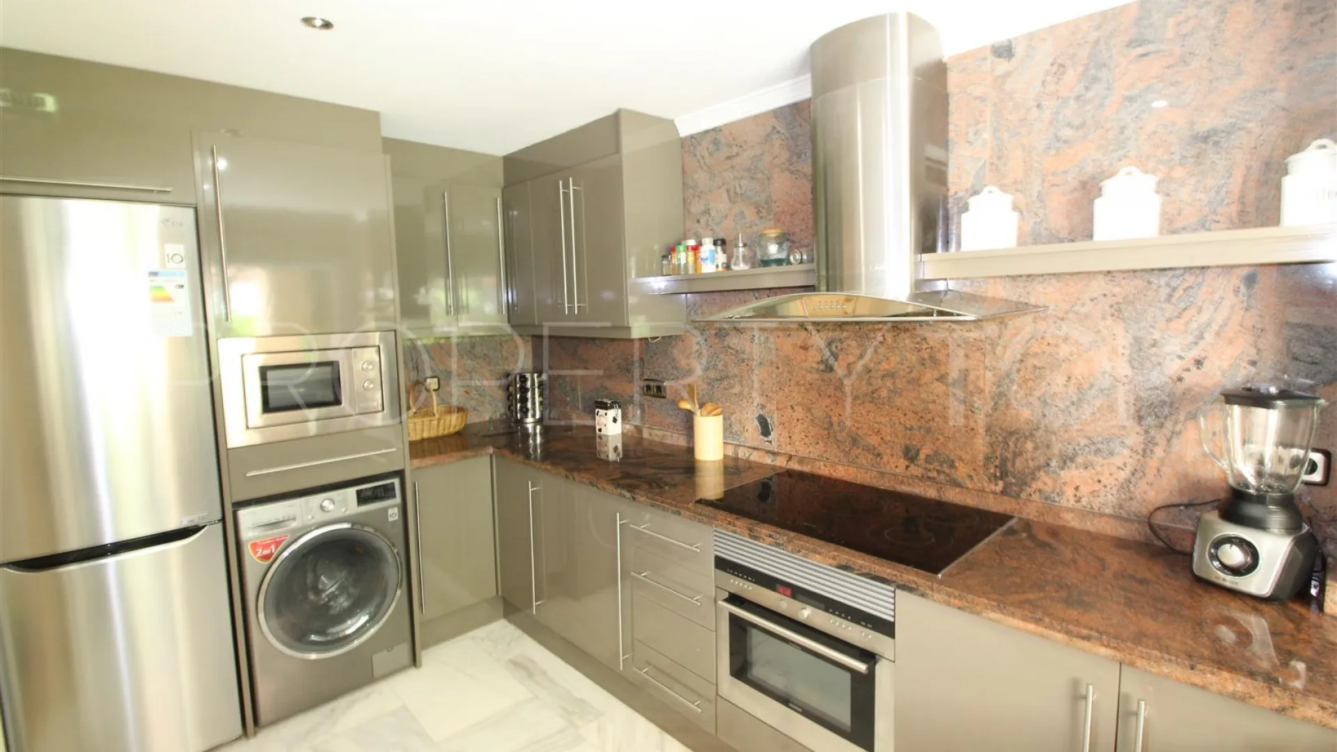 Apartamento a la venta en Magna Marbella