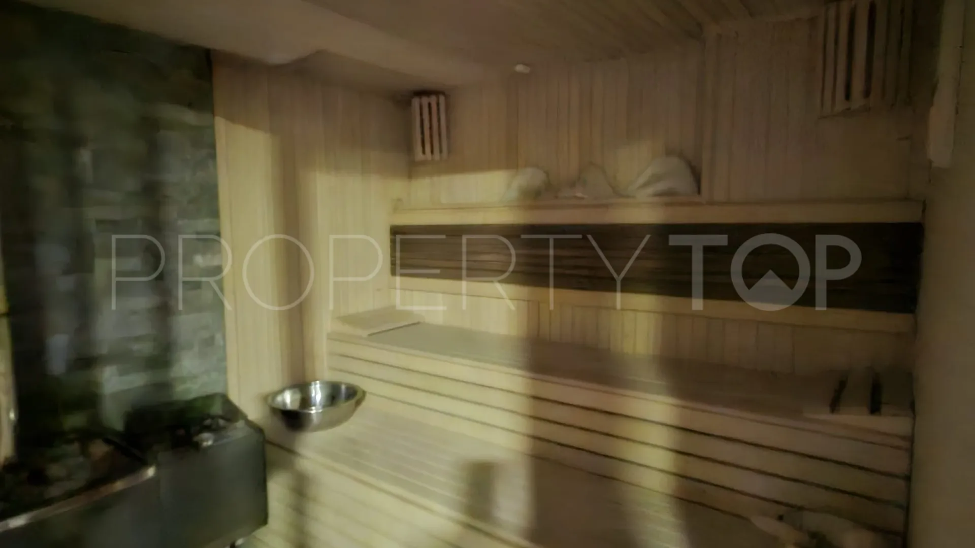 Buy Istan finca with 5 bedrooms