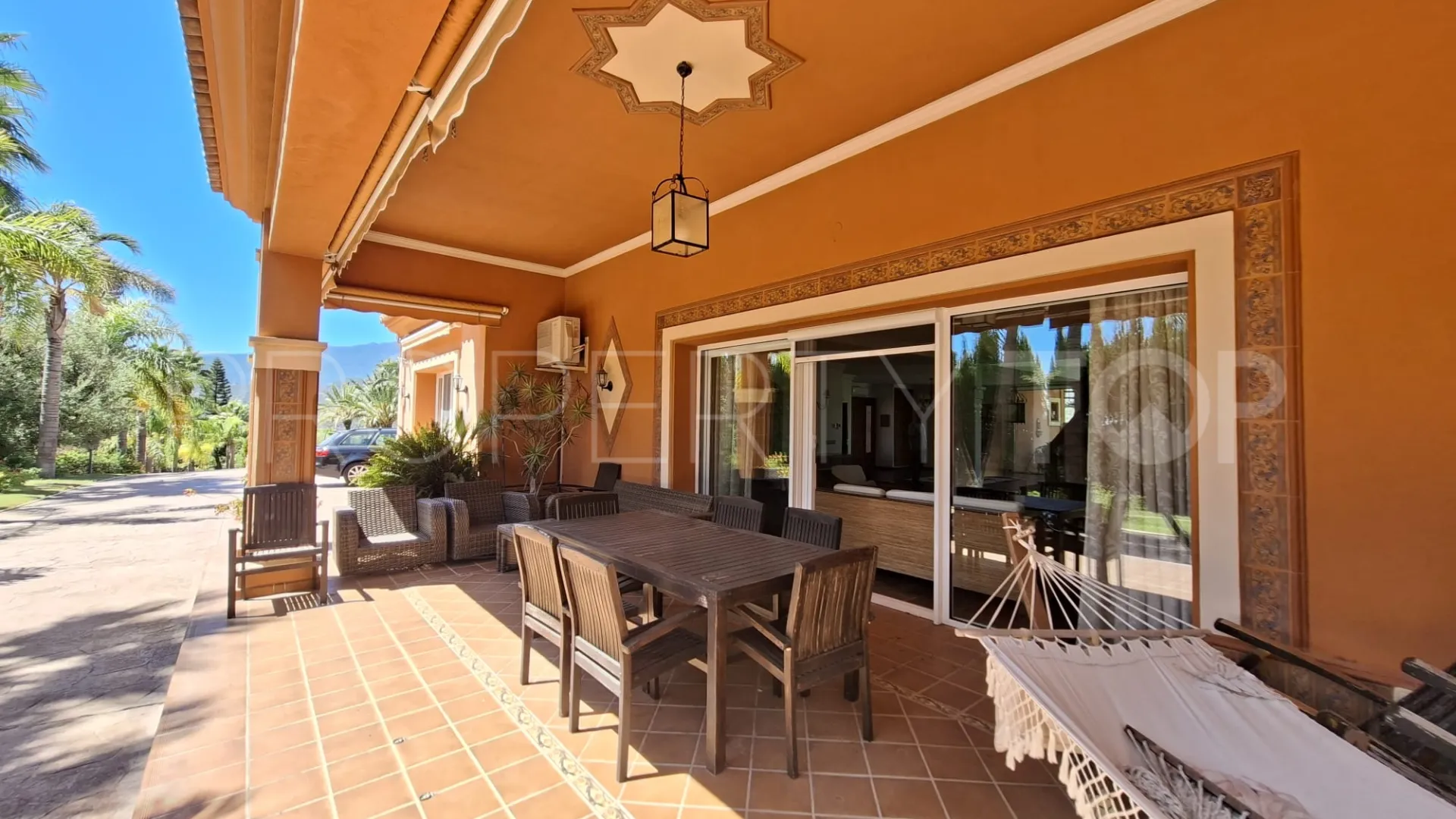 Buy Istan finca with 5 bedrooms