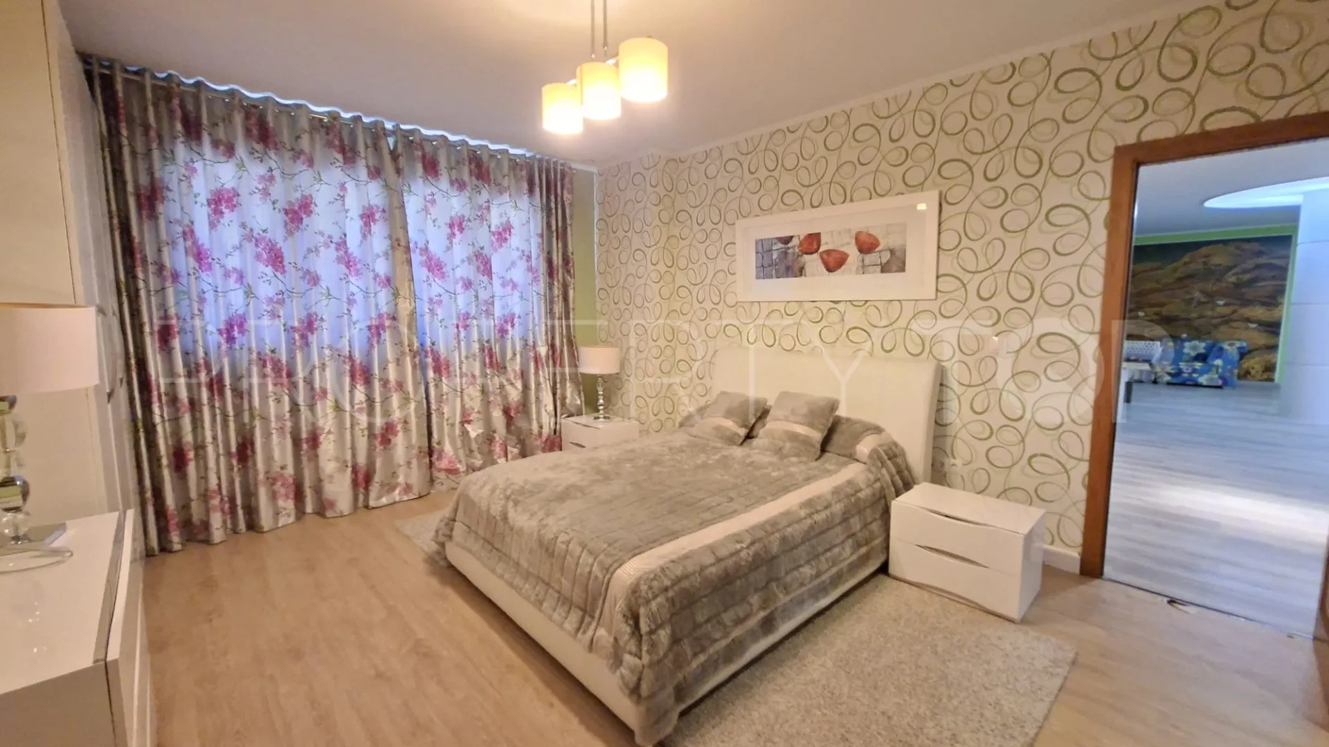 Buy Istan finca with 5 bedrooms