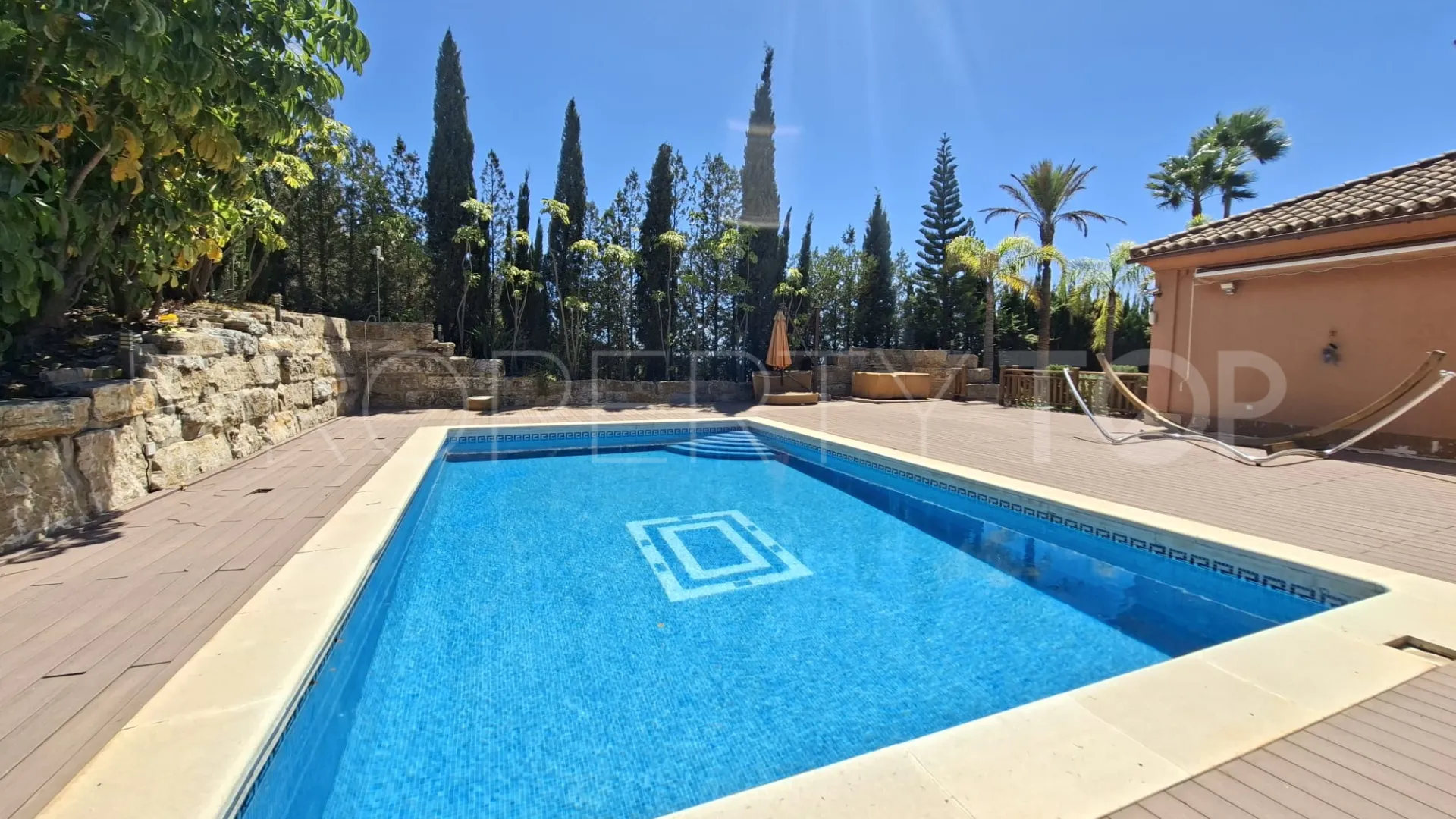 Buy Istan finca with 5 bedrooms
