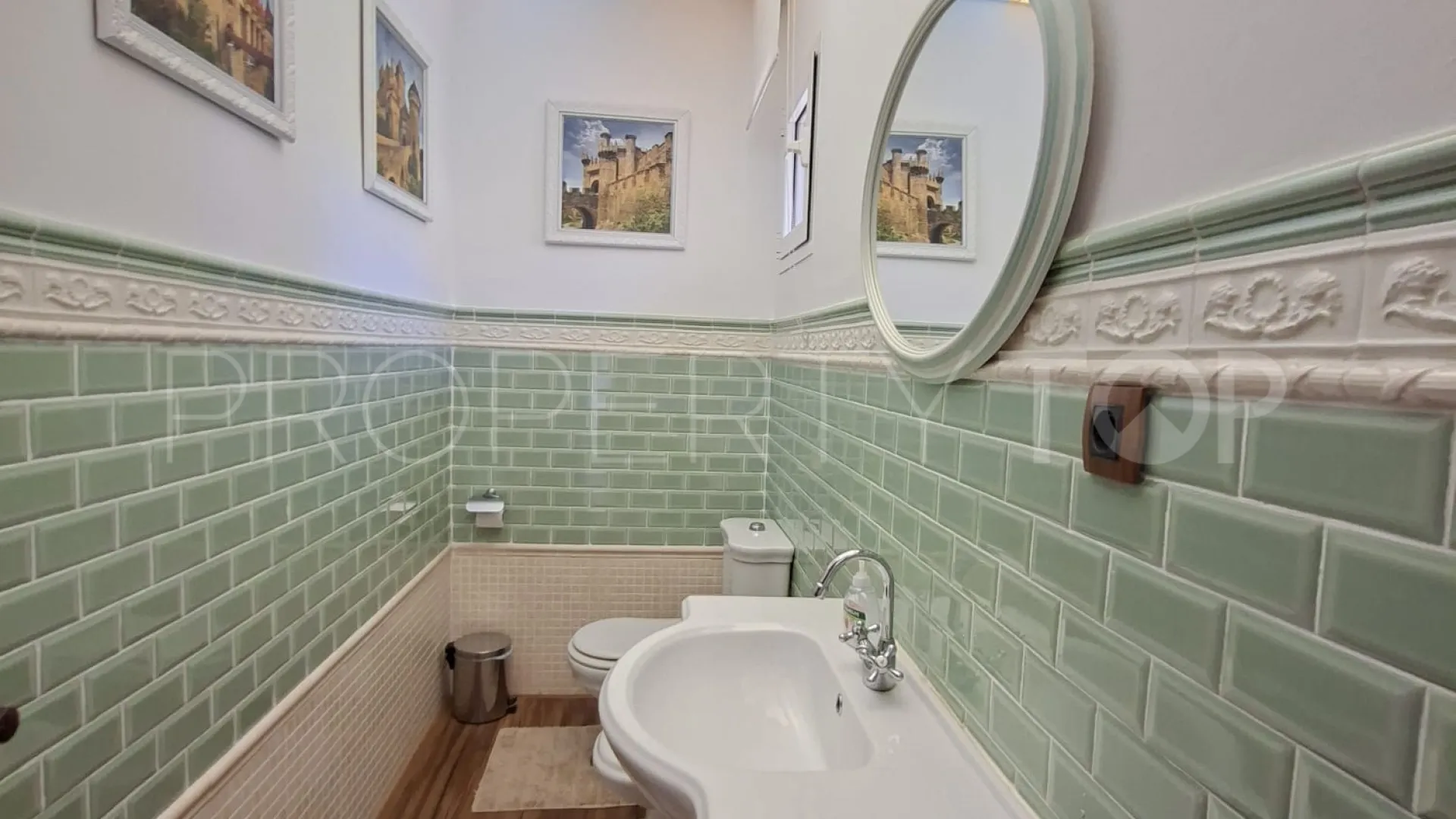 Buy Istan finca with 5 bedrooms