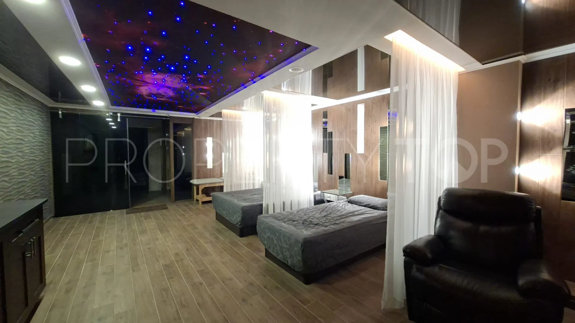 Buy Istan finca with 5 bedrooms