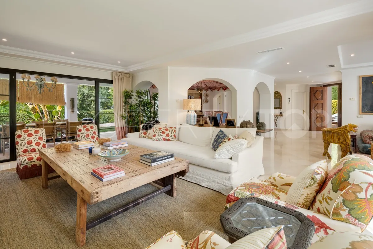 Villa de 4 dormitorios a la venta en La Quinta