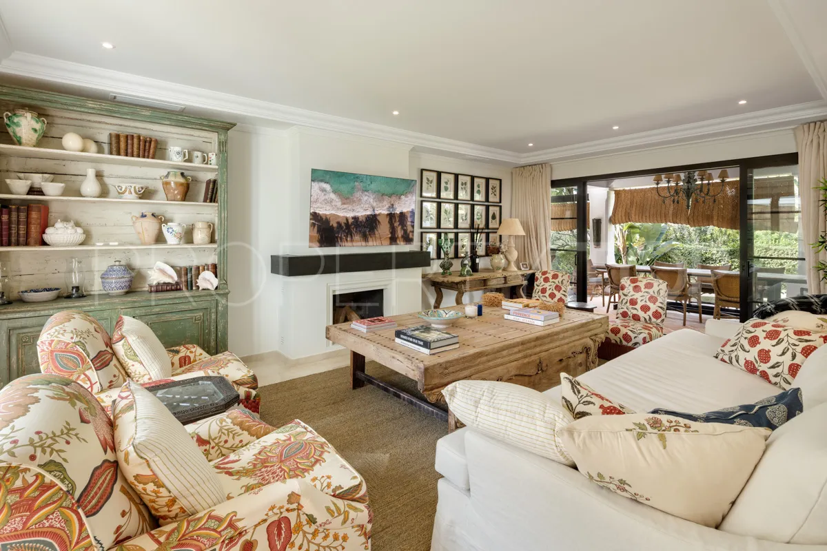 Villa de 4 dormitorios a la venta en La Quinta