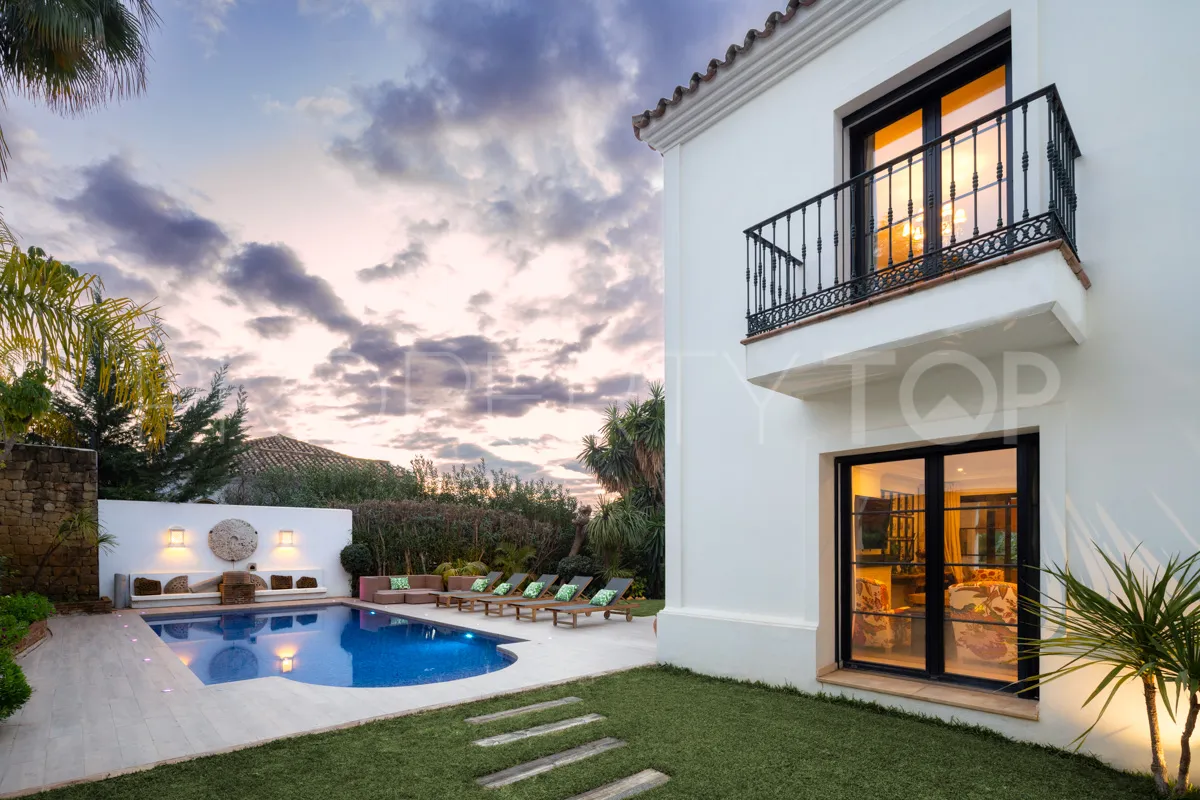 Villa de 4 dormitorios a la venta en La Quinta