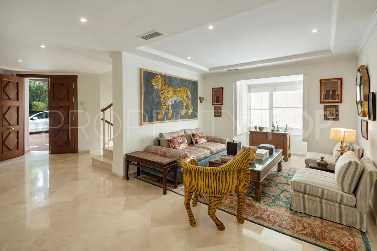 Villa de 4 dormitorios a la venta en La Quinta