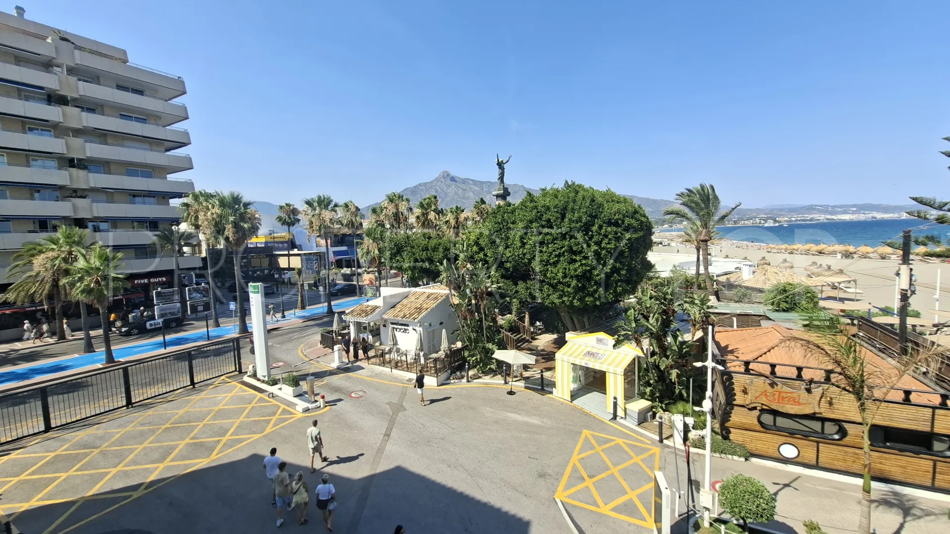 For sale apartment with 1 bedroom in Marbella - Puerto Banus