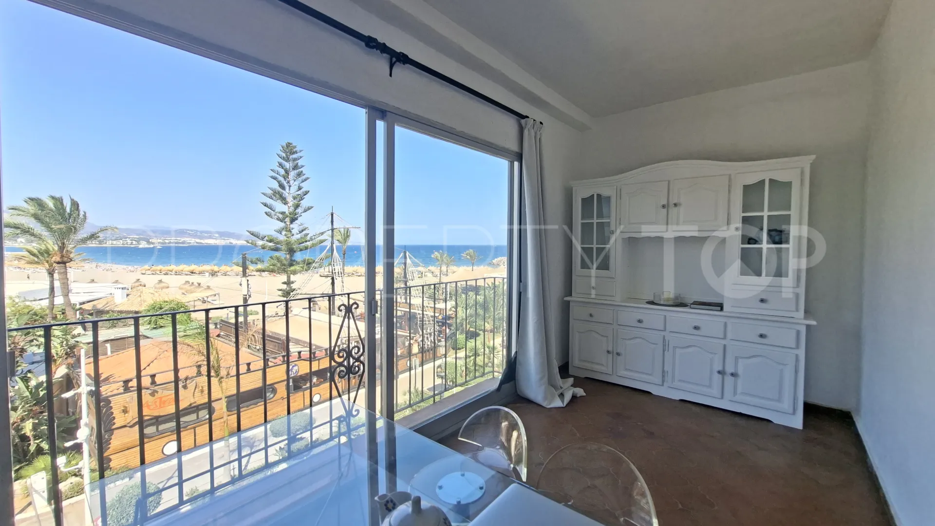 For sale apartment with 1 bedroom in Marbella - Puerto Banus