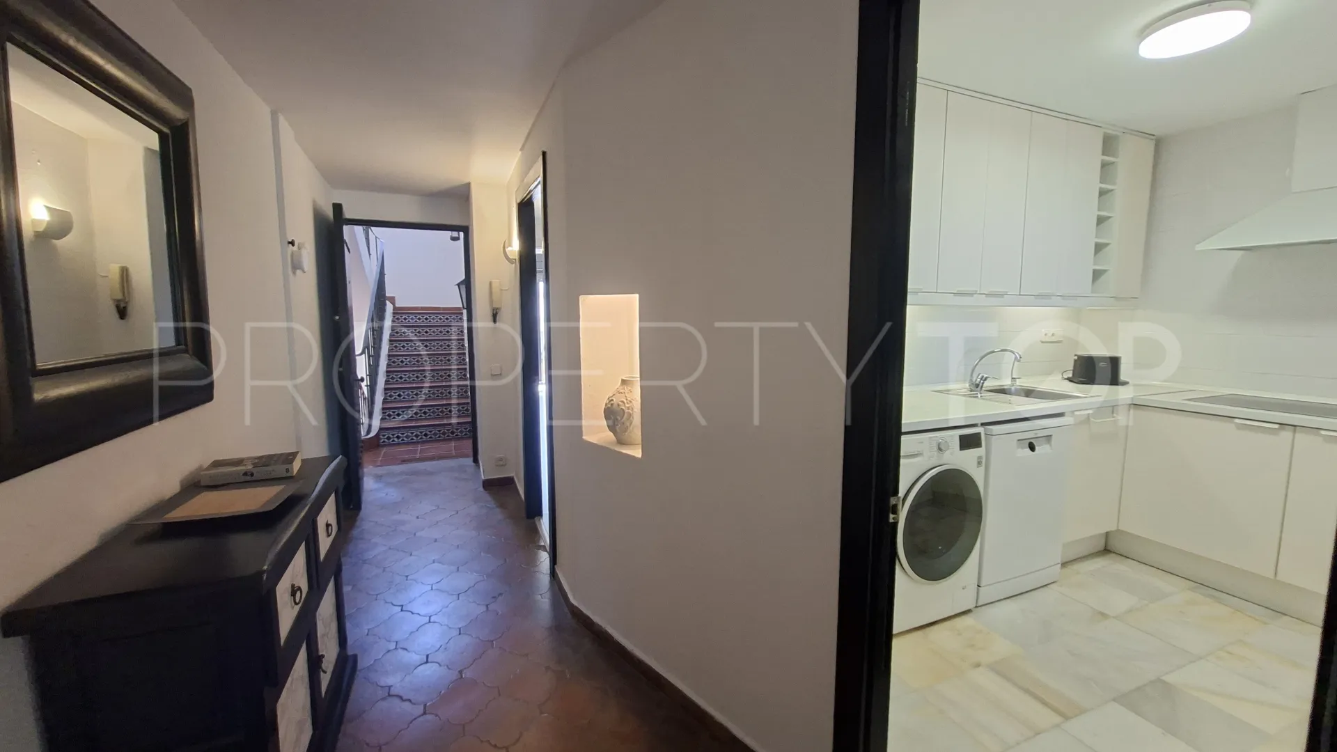 For sale apartment with 1 bedroom in Marbella - Puerto Banus