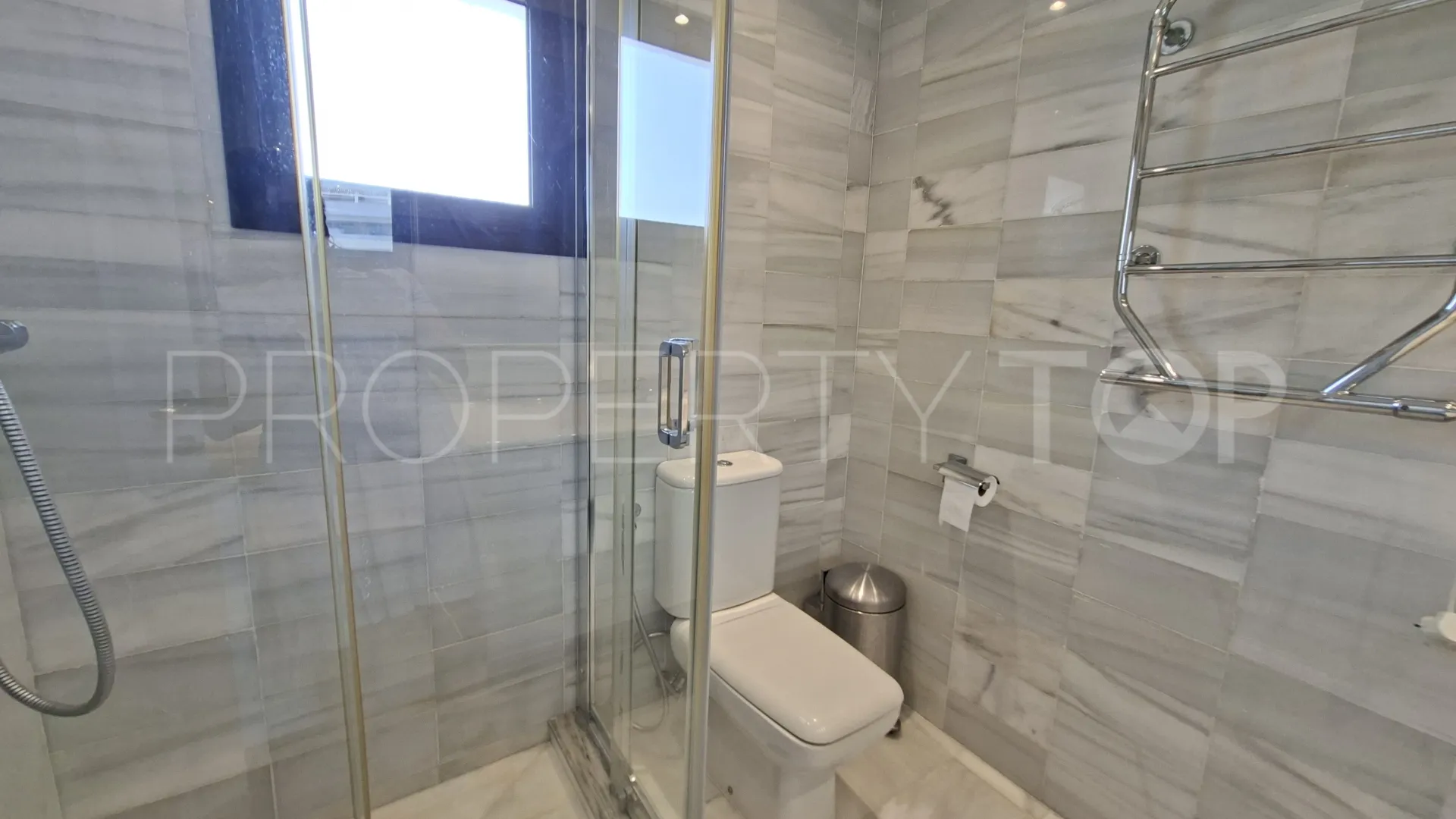 For sale Jardines del Puerto penthouse with 3 bedrooms