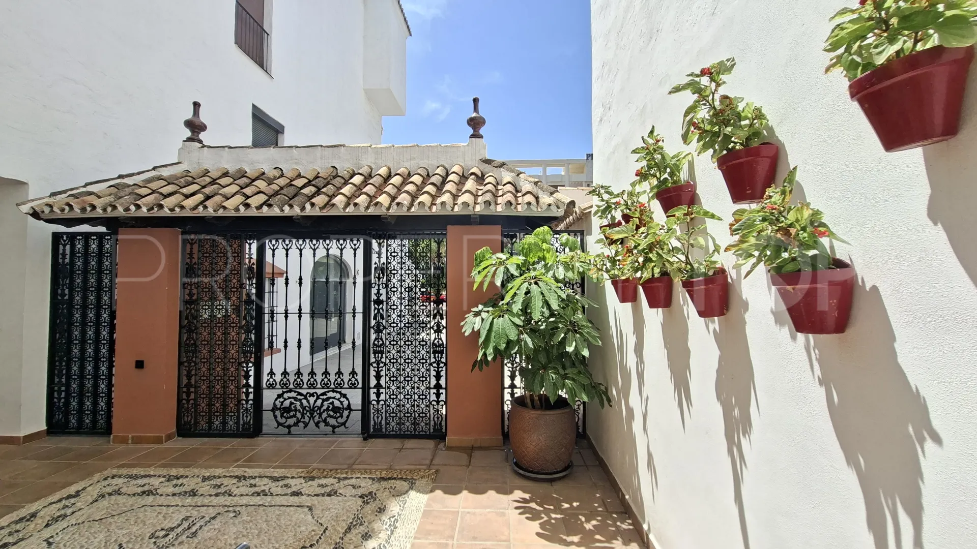 For sale Jardines del Puerto penthouse with 3 bedrooms