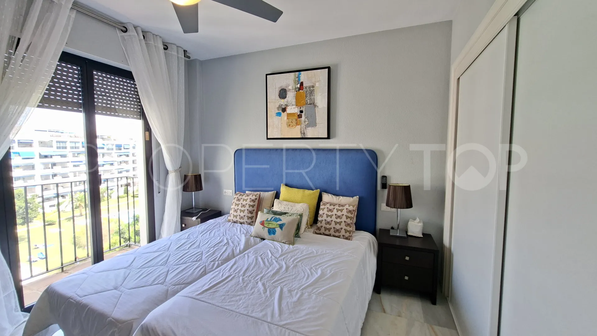 For sale Jardines del Puerto penthouse with 3 bedrooms