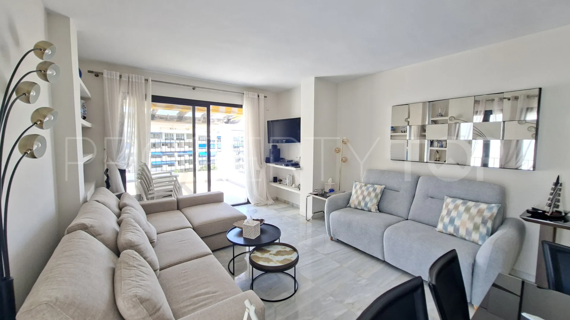 For sale Jardines del Puerto penthouse with 3 bedrooms