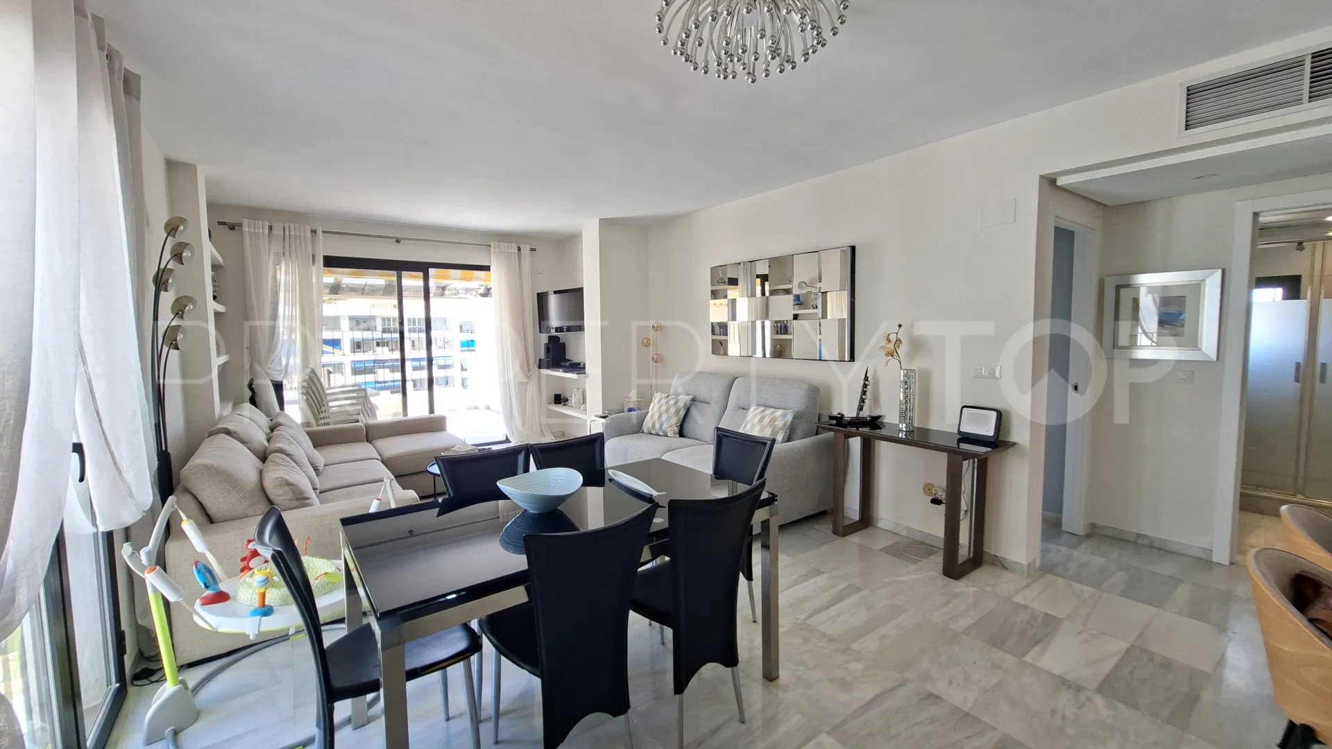 For sale Jardines del Puerto penthouse with 3 bedrooms