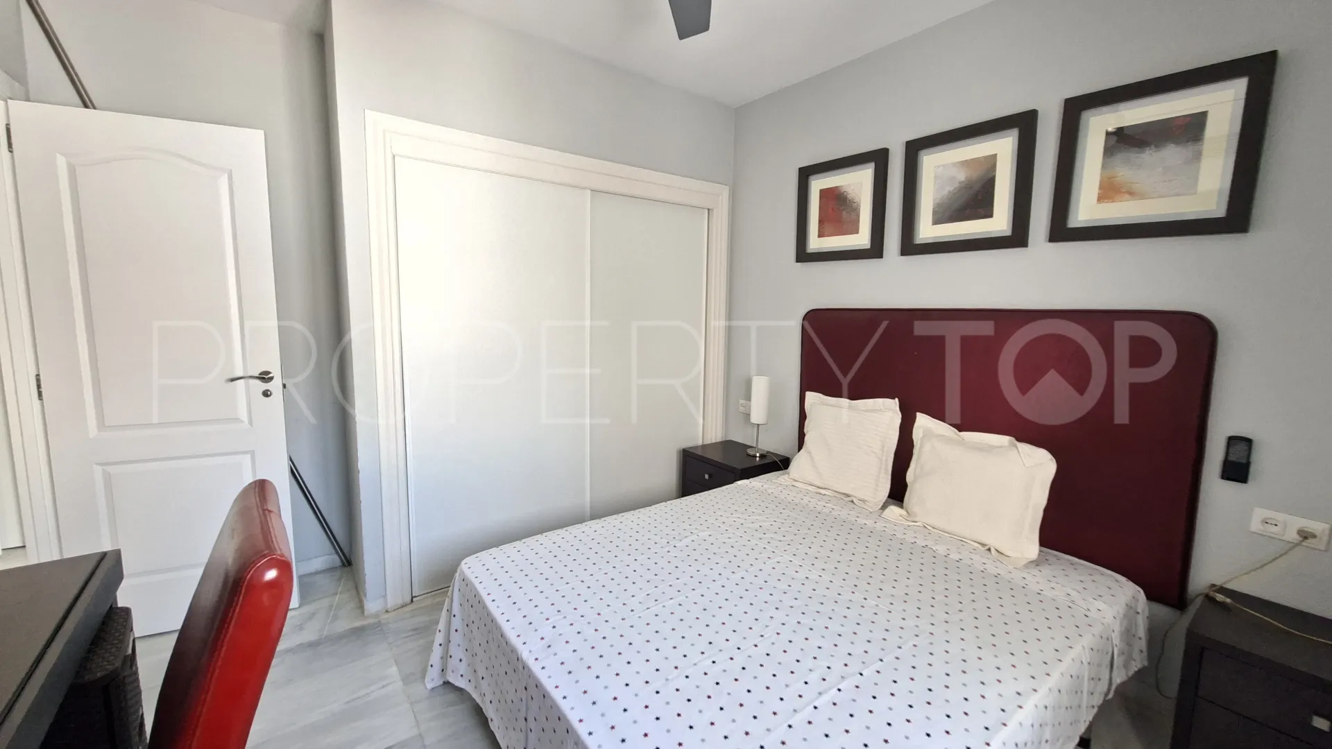 For sale Jardines del Puerto penthouse with 3 bedrooms