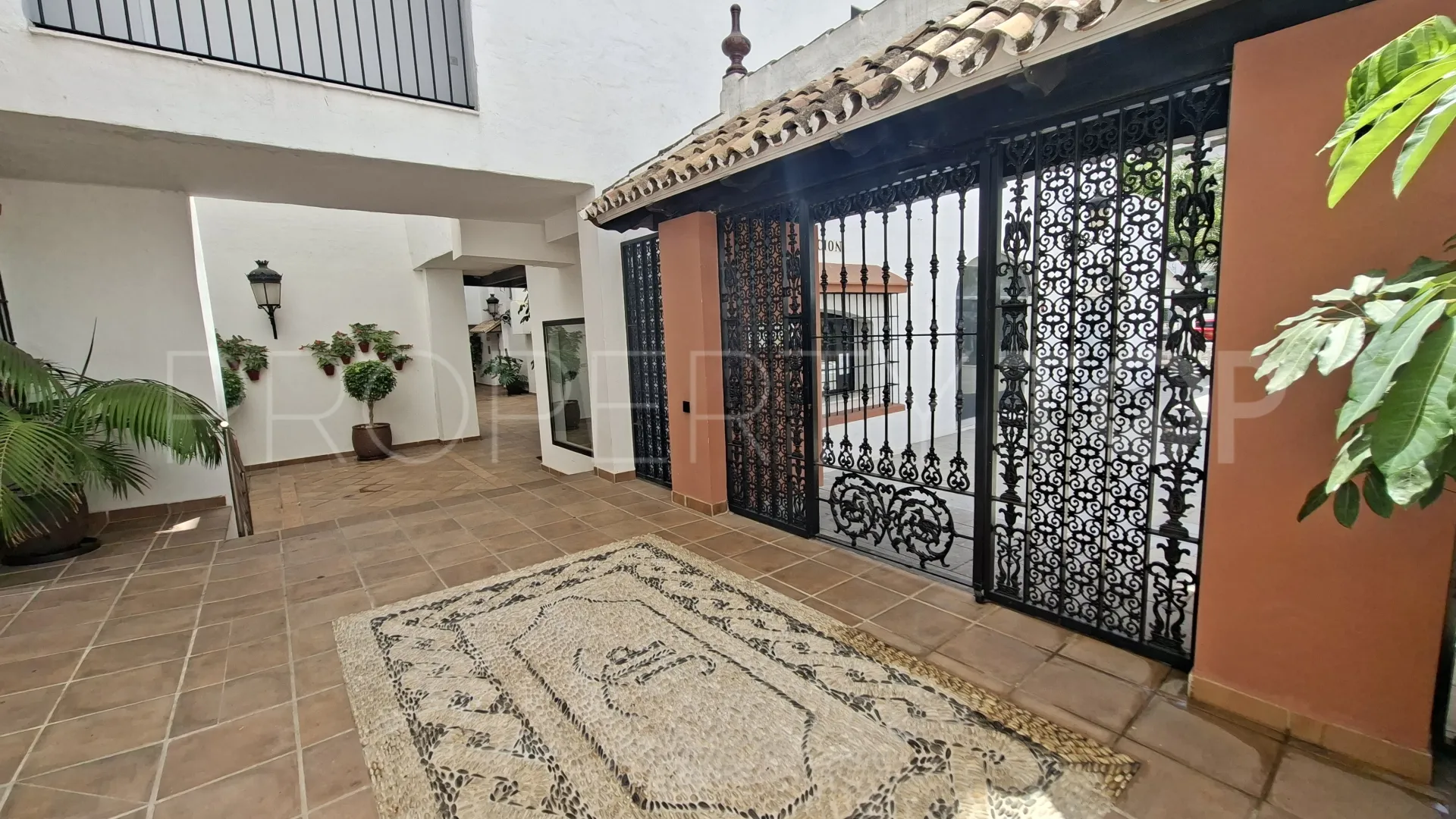 For sale Jardines del Puerto penthouse with 3 bedrooms