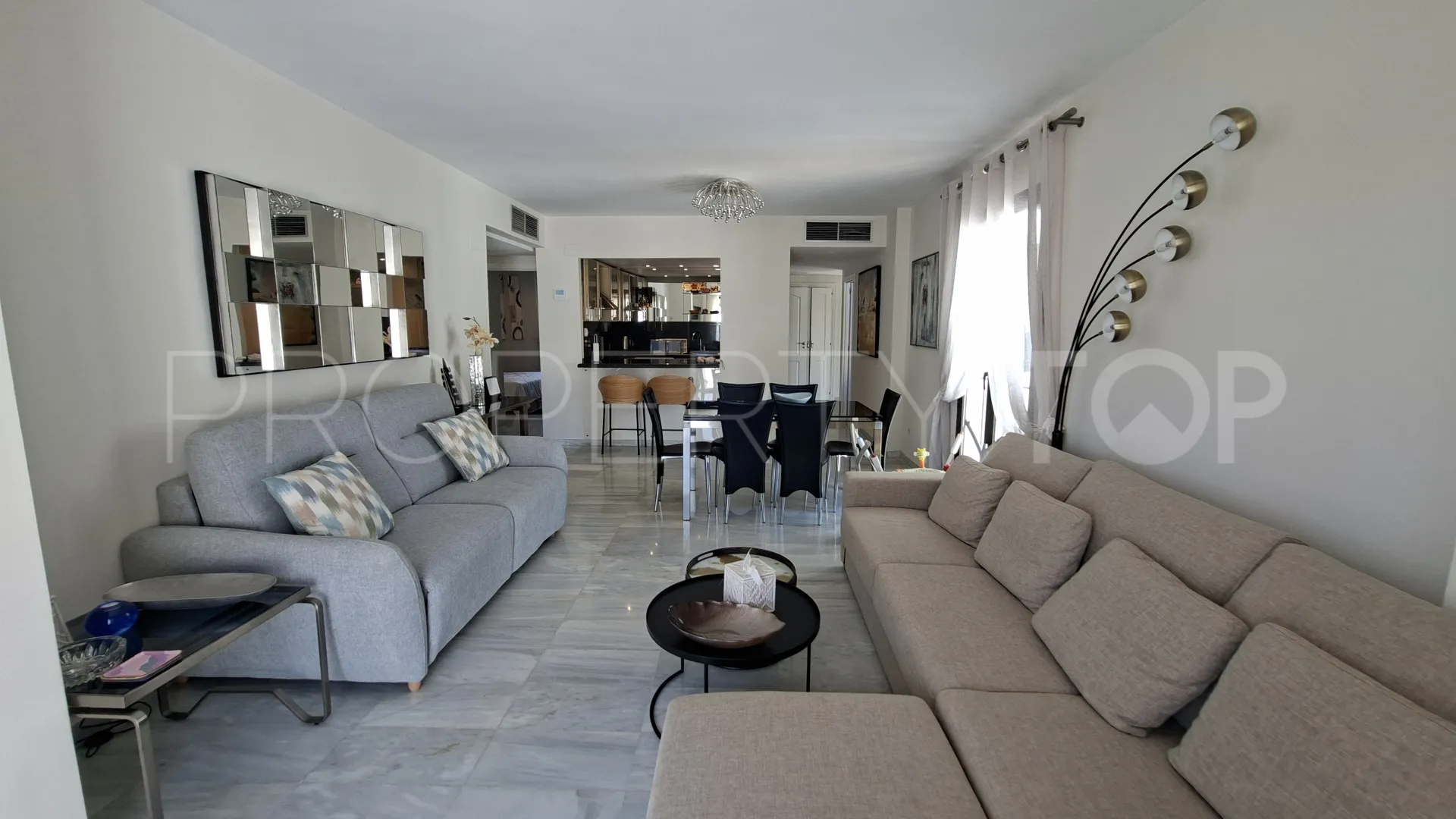 For sale Jardines del Puerto penthouse with 3 bedrooms