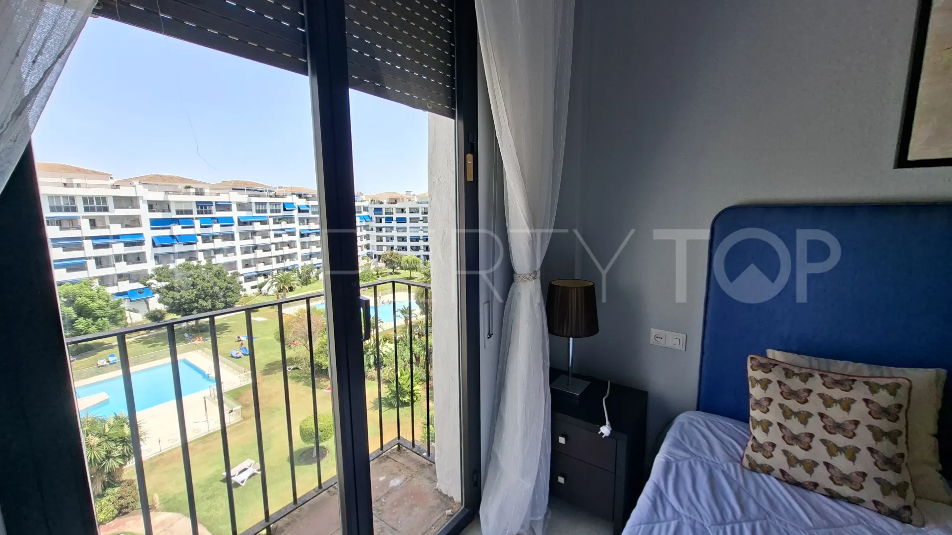 For sale Jardines del Puerto penthouse with 3 bedrooms