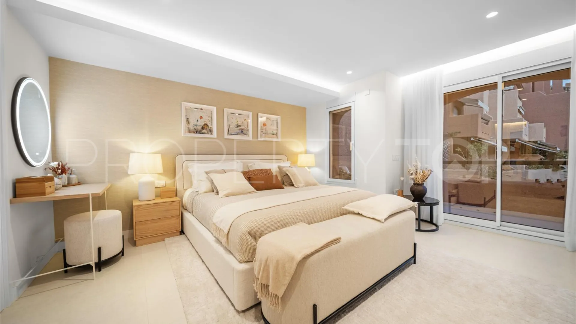 Nueva Andalucia, adosado de 3 dormitorios en venta
