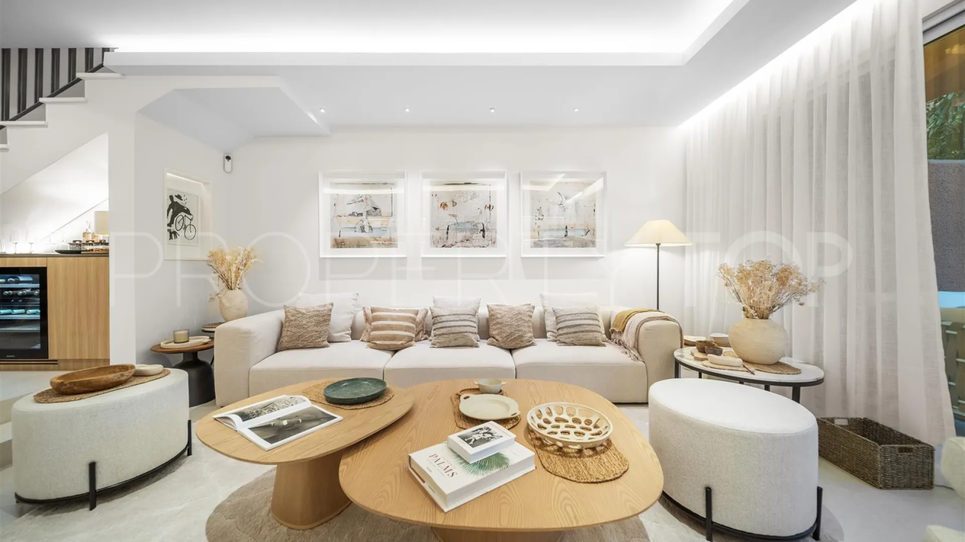 Nueva Andalucia, adosado de 3 dormitorios en venta