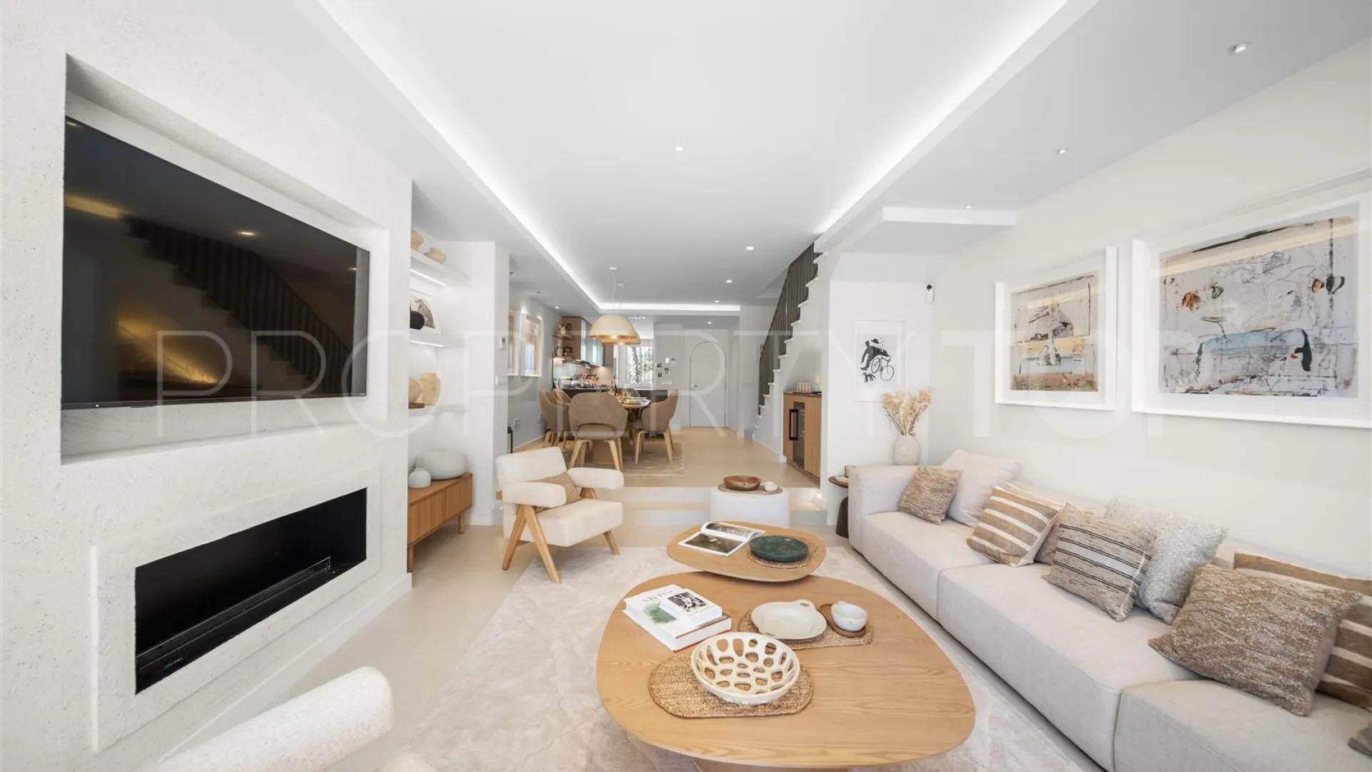 Nueva Andalucia, adosado de 3 dormitorios en venta