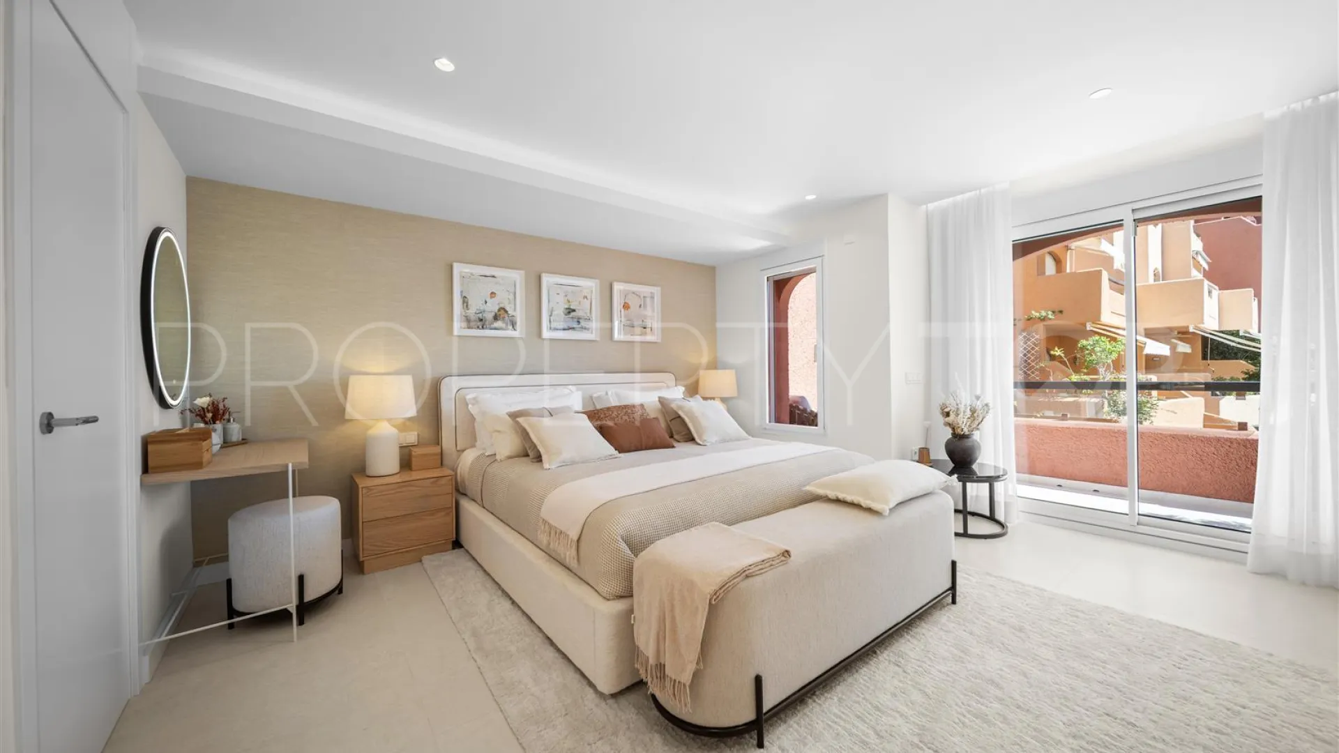 Nueva Andalucia, adosado de 3 dormitorios en venta