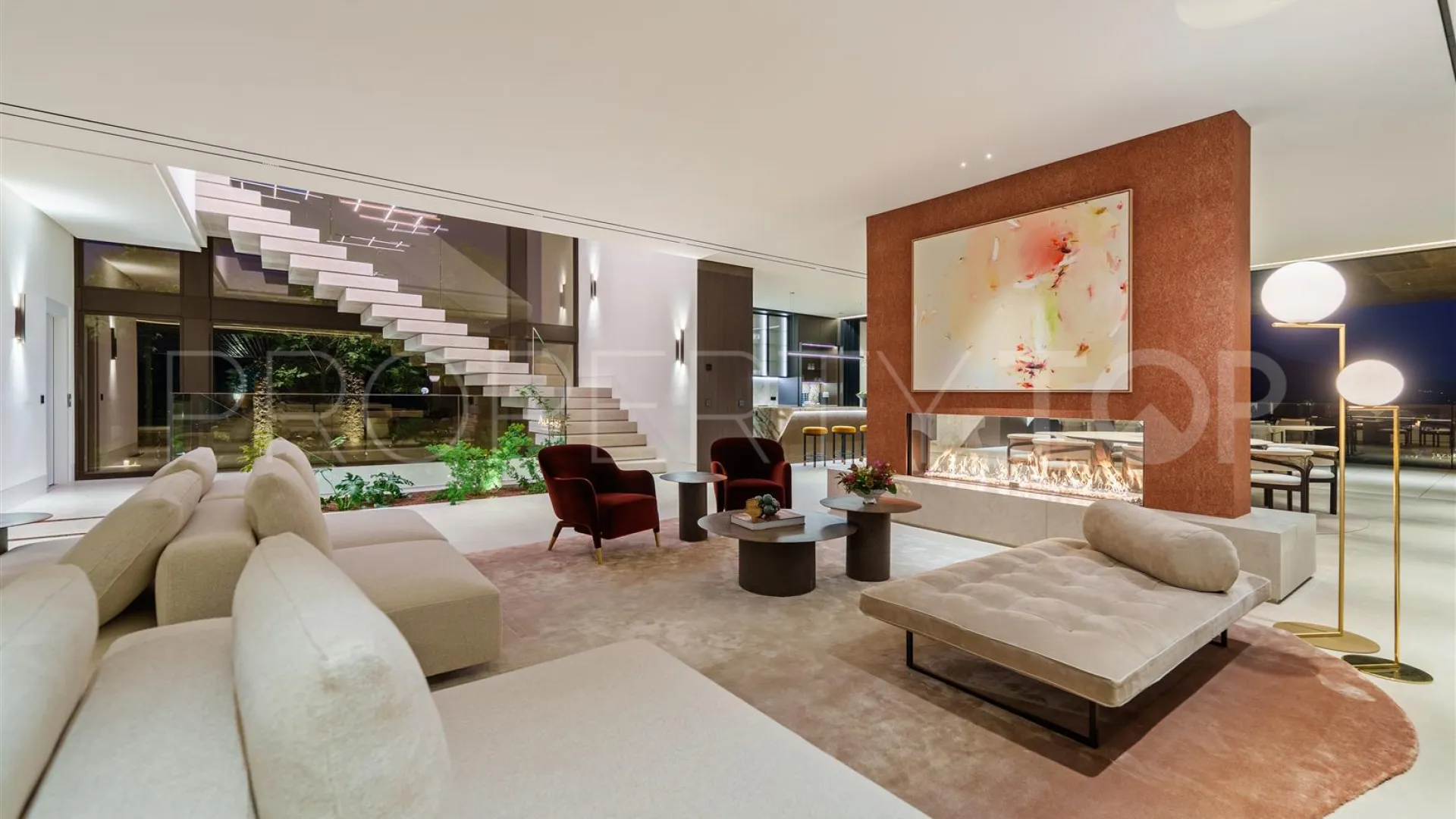 For sale villa in La Quinta with 8 bedrooms