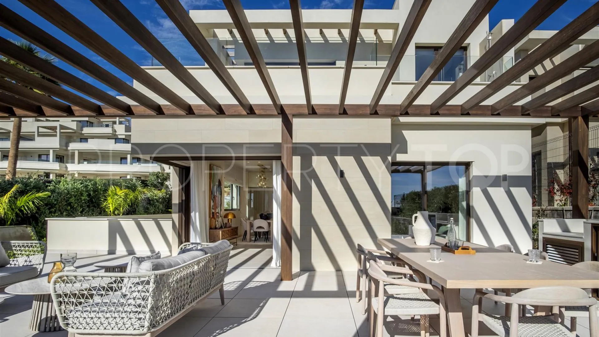 Villa in Estepona East for sale